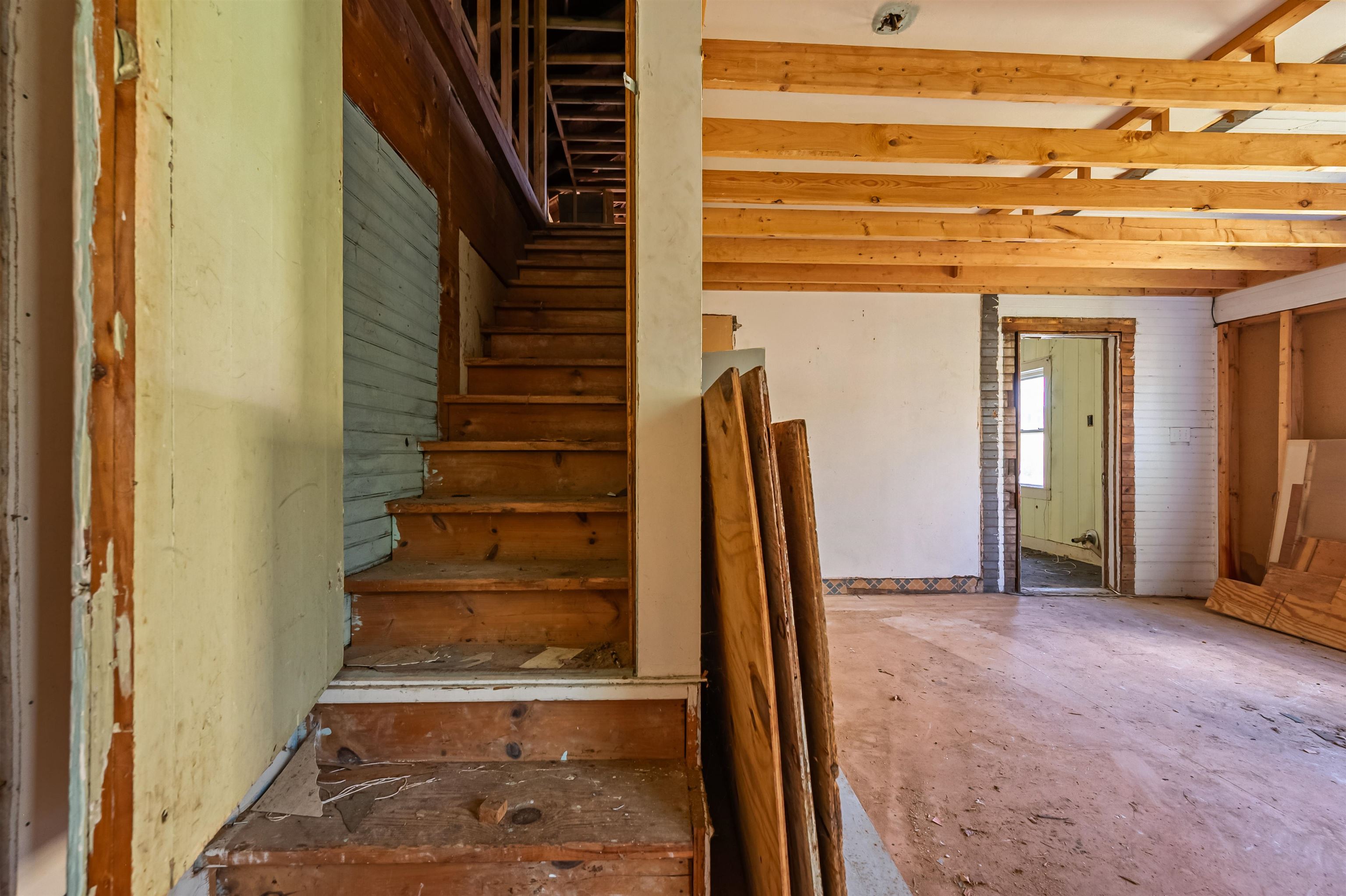 1003 W Stuart Drive Galax VA 24333