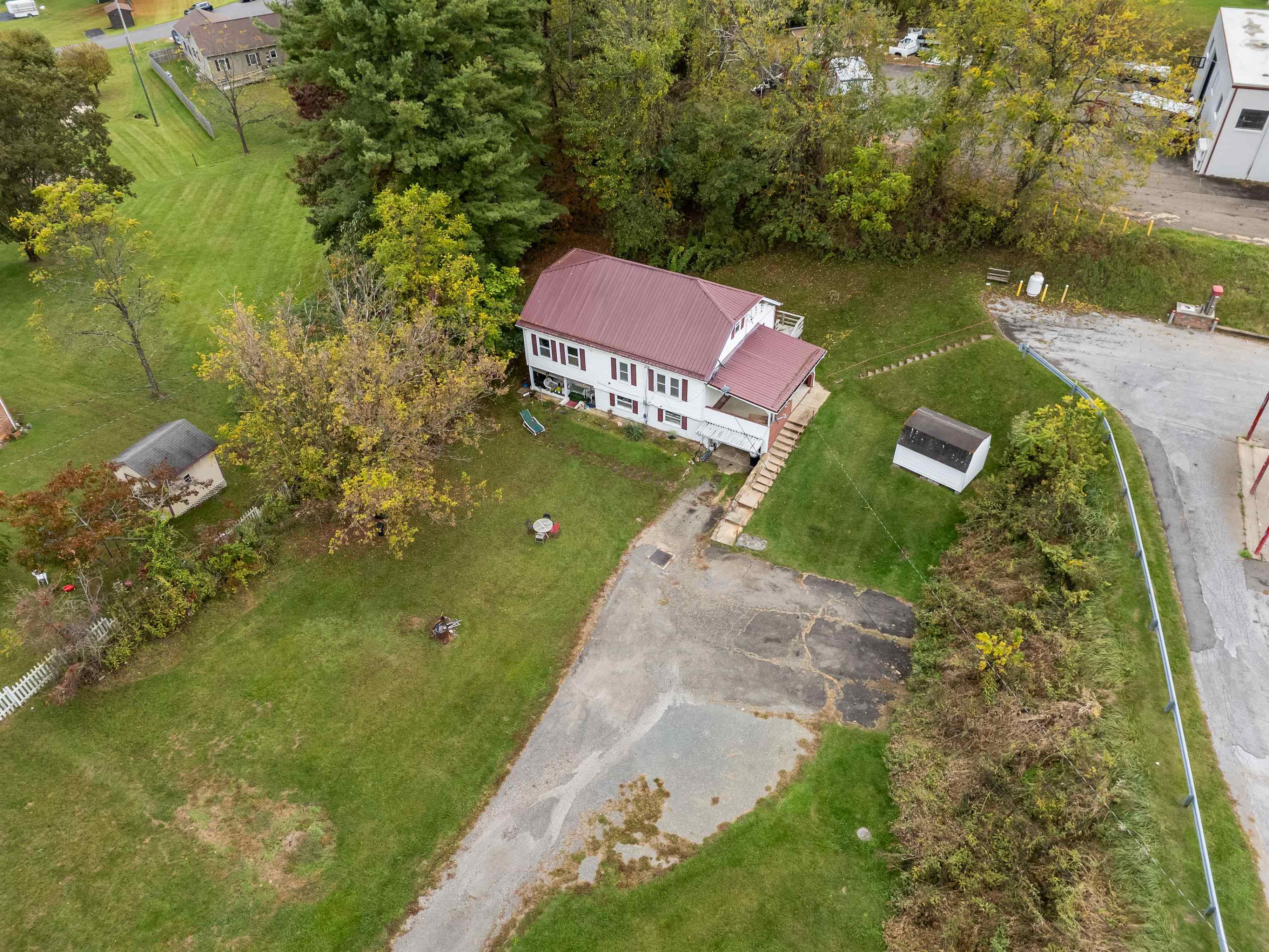 1003 W Stuart Drive Galax VA 24333