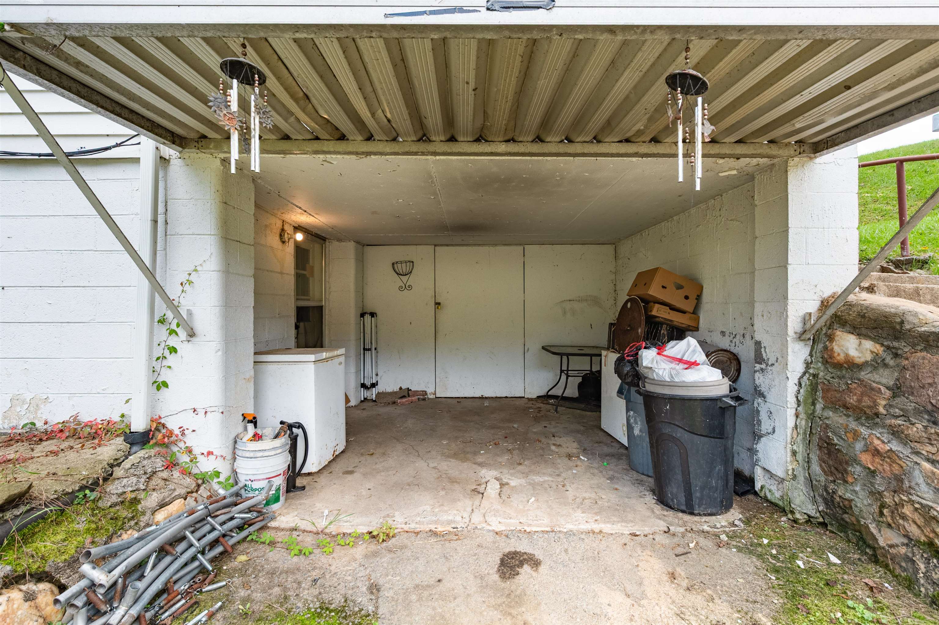 1003 W Stuart Drive Galax VA 24333