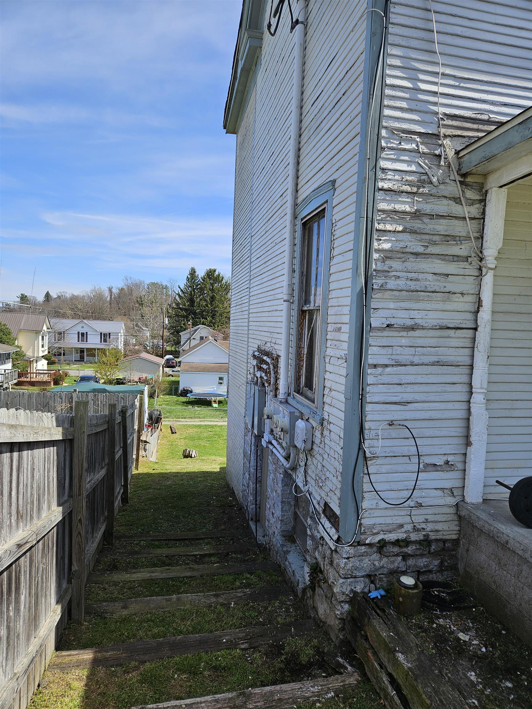 211 Lagrange Street Pulaski VA 24301