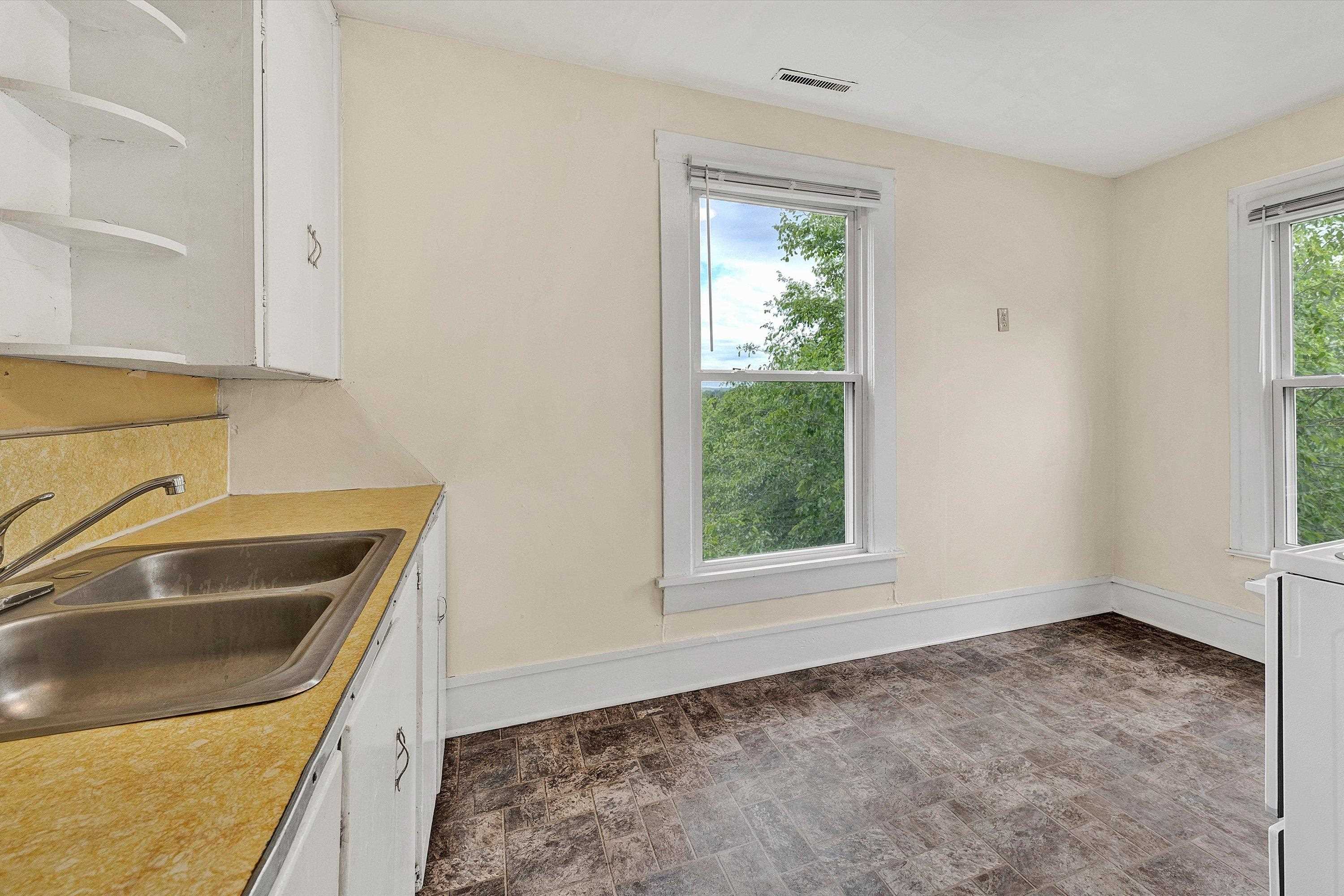 1201 4th Street Radford VA 24141