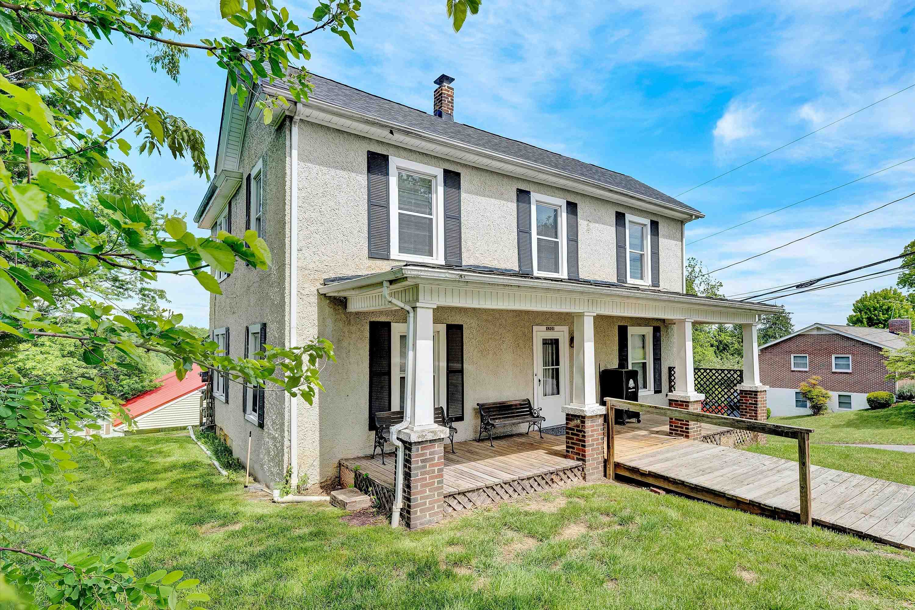 1201 4th Street Radford VA 24141