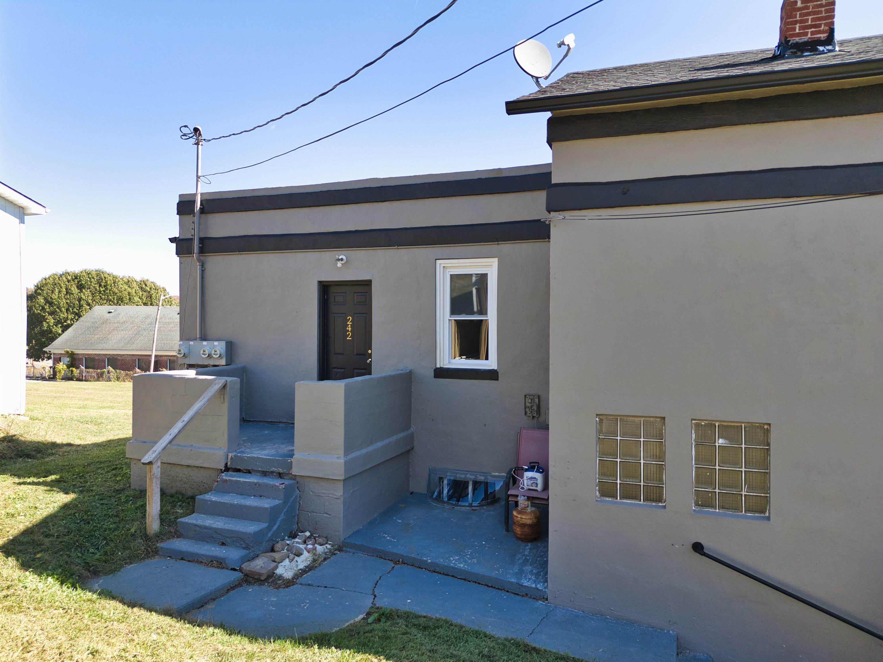 238 Third Street NW Pulaski VA 24301