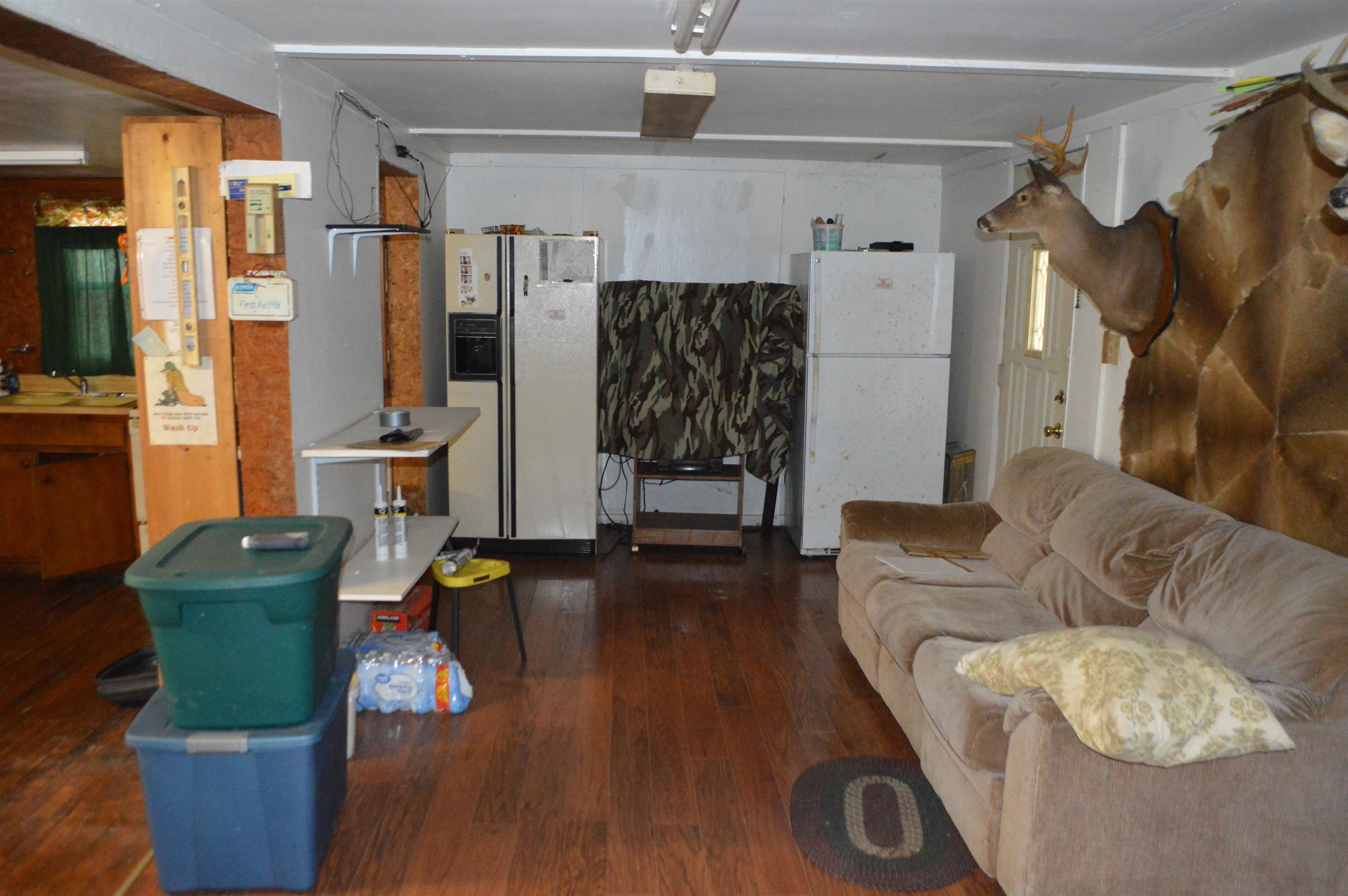 4140 Peacefull Valley Road New Castle VA 24127