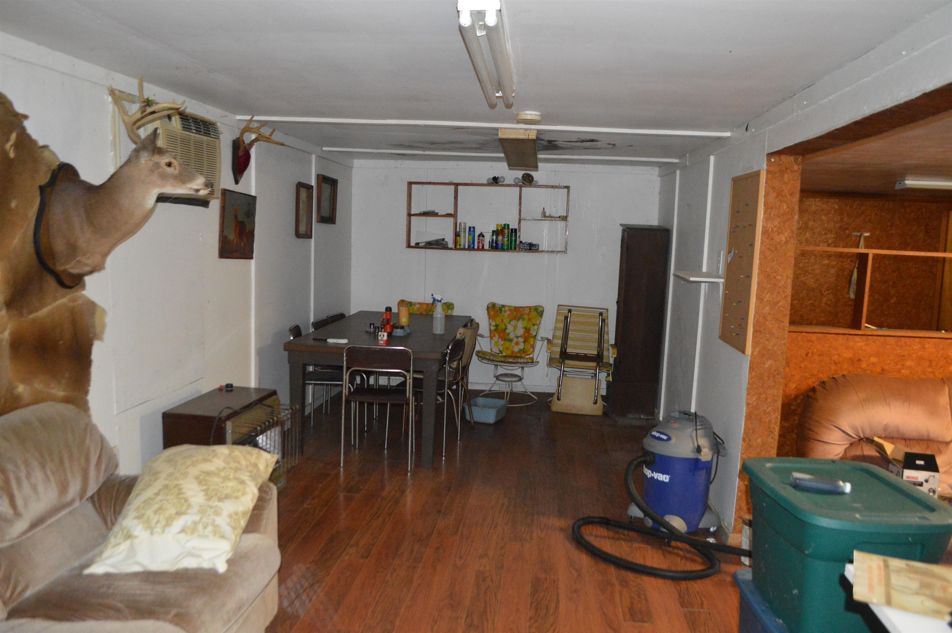 4140 Peacefull Valley Road New Castle VA 24127