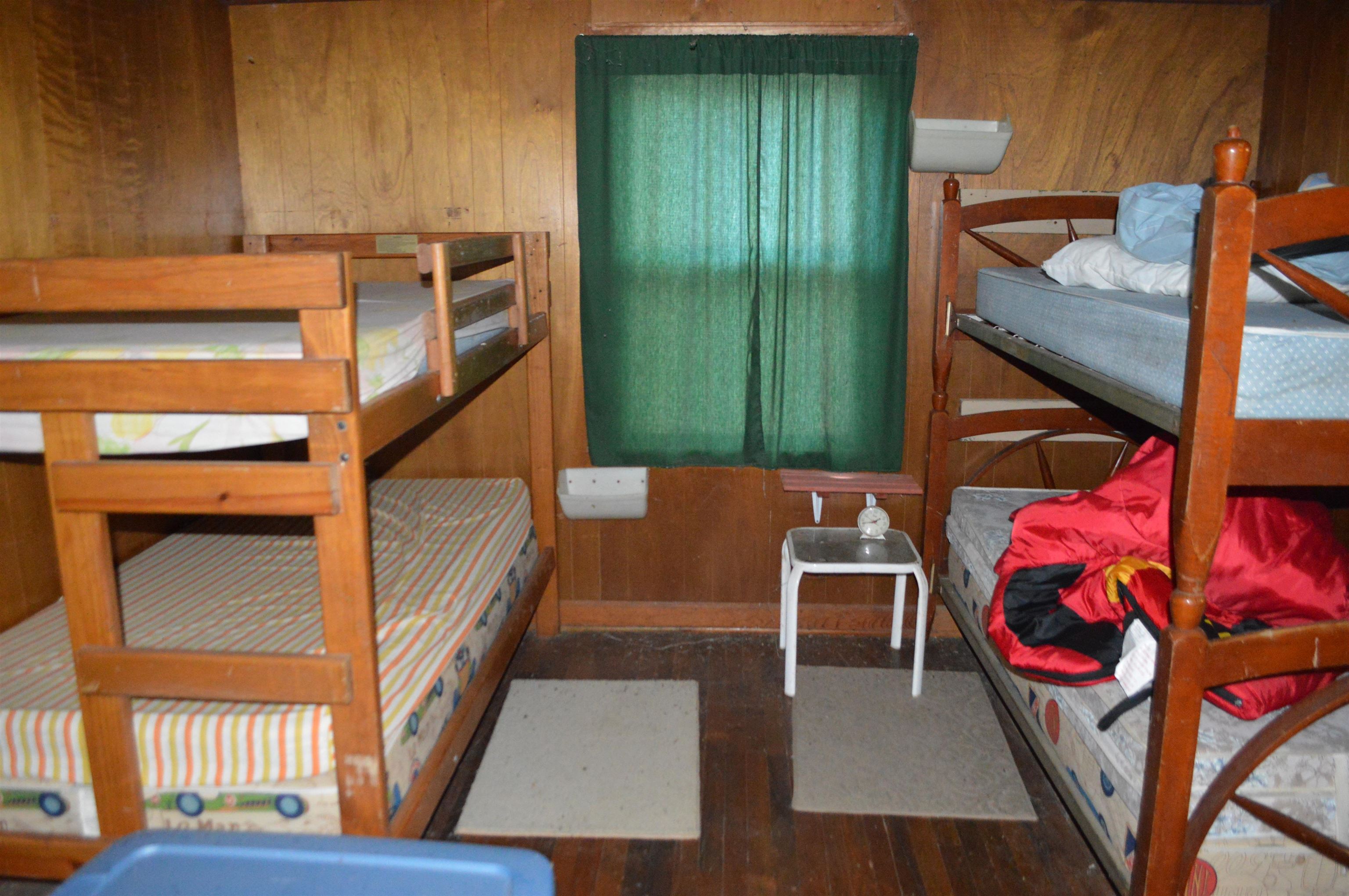 4140 Peacefull Valley Road New Castle VA 24127