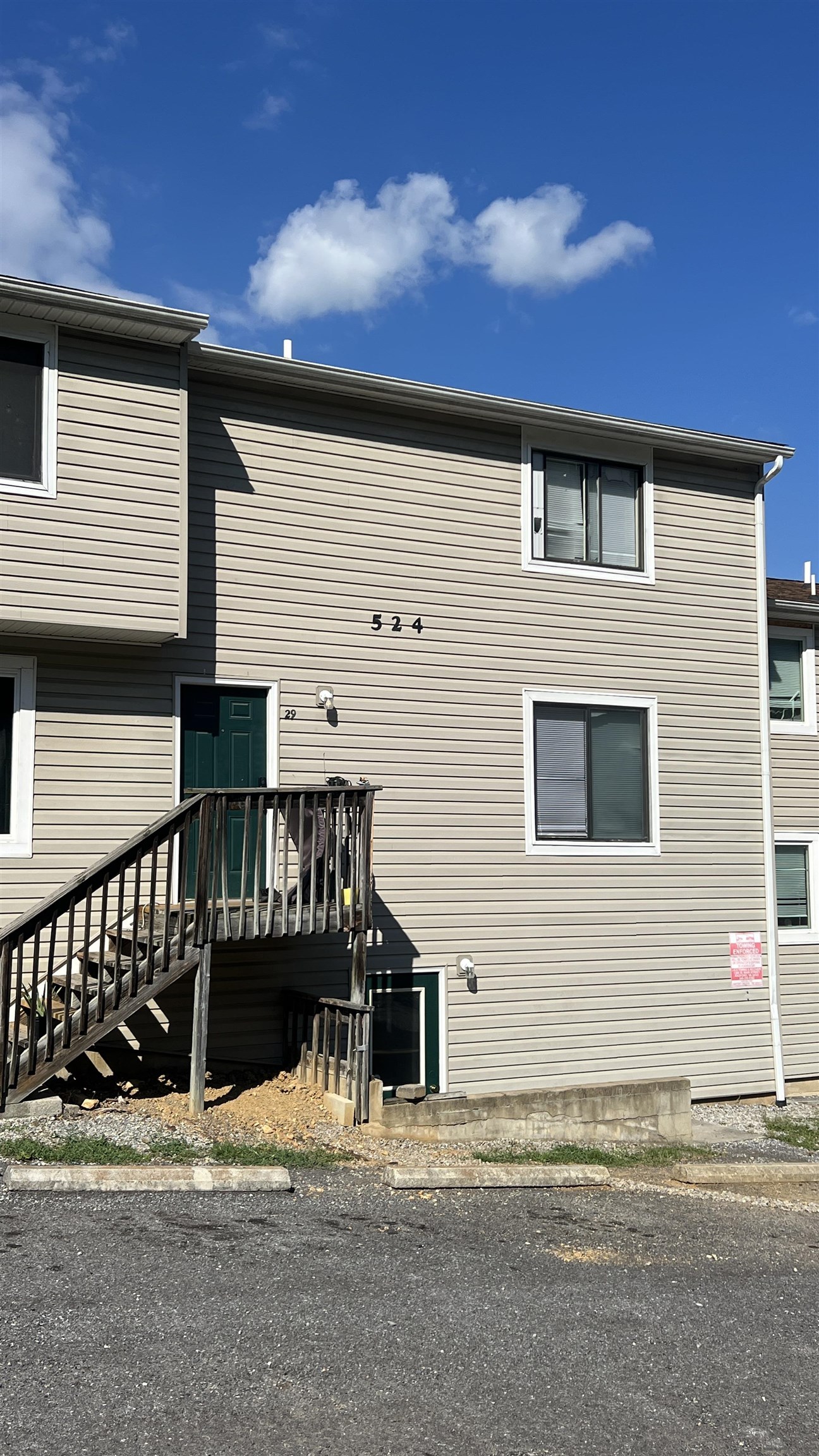 524 Calhoun Street Radford VA 24141