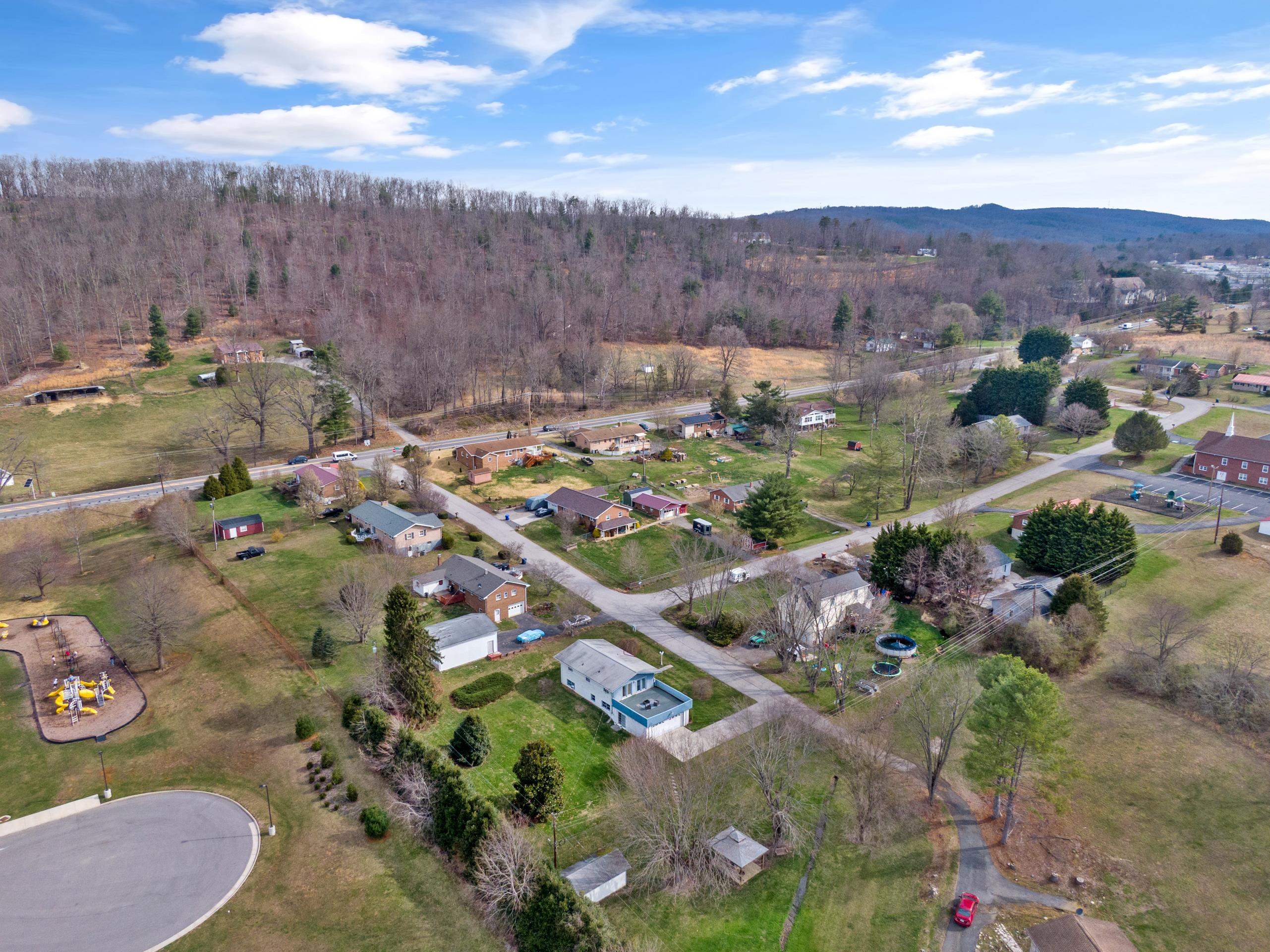 135 Jade Drive Radford VA 24141