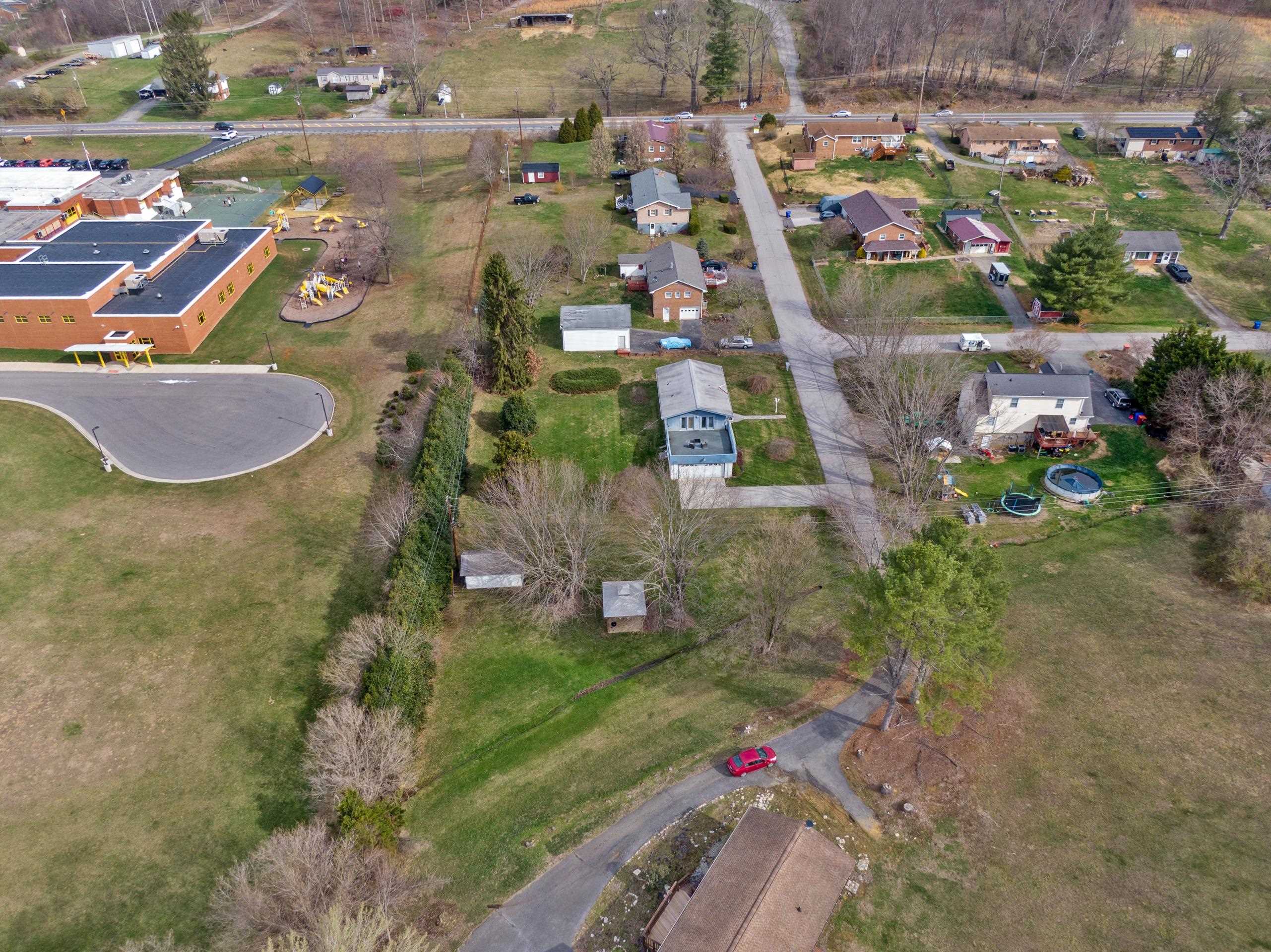 135 Jade Drive Radford VA 24141
