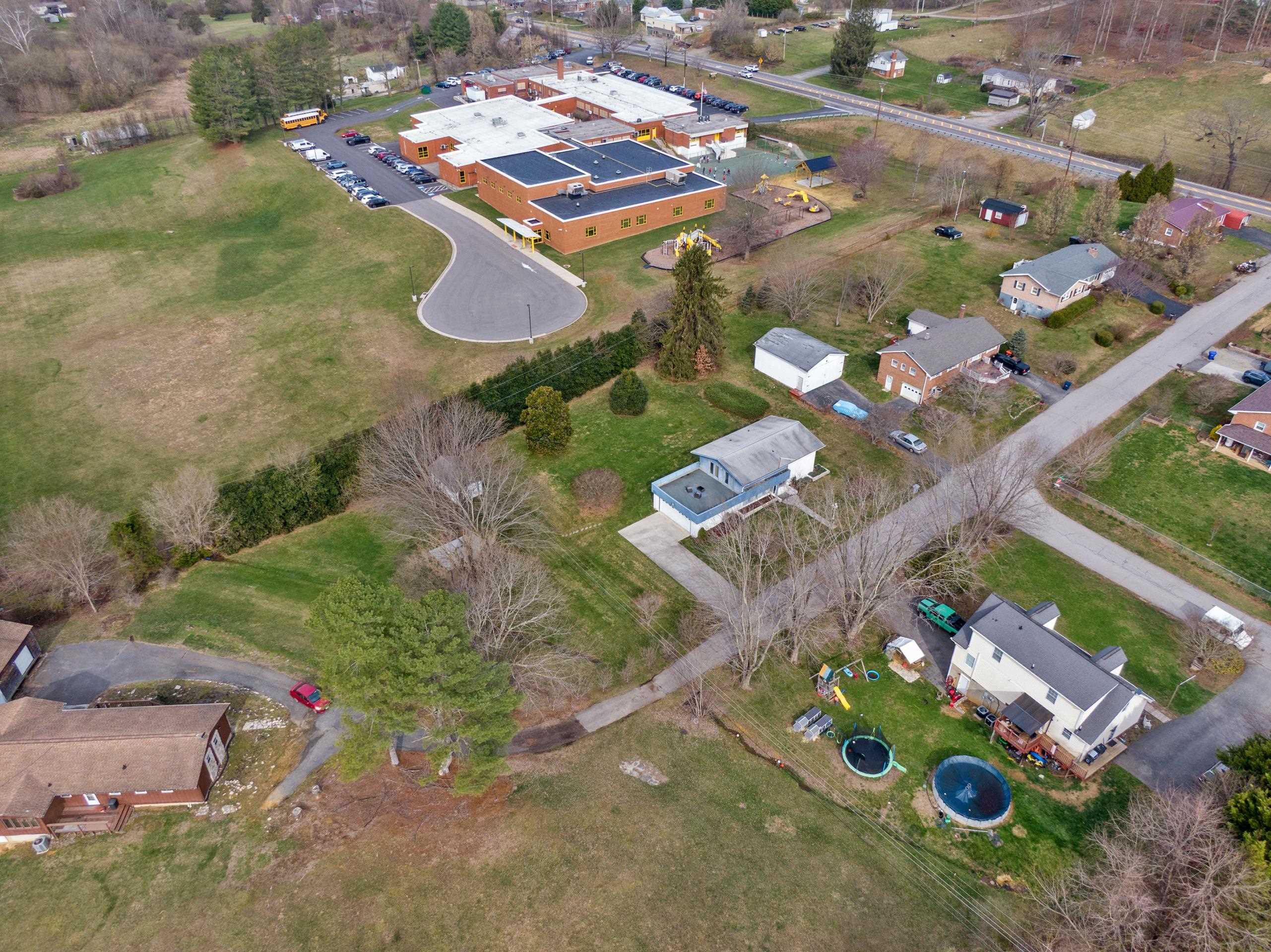135 Jade Drive Radford VA 24141