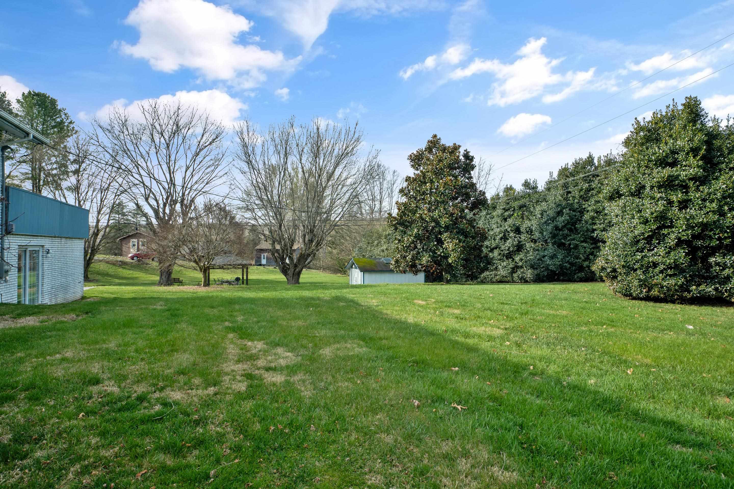 135 Jade Drive Radford VA 24141