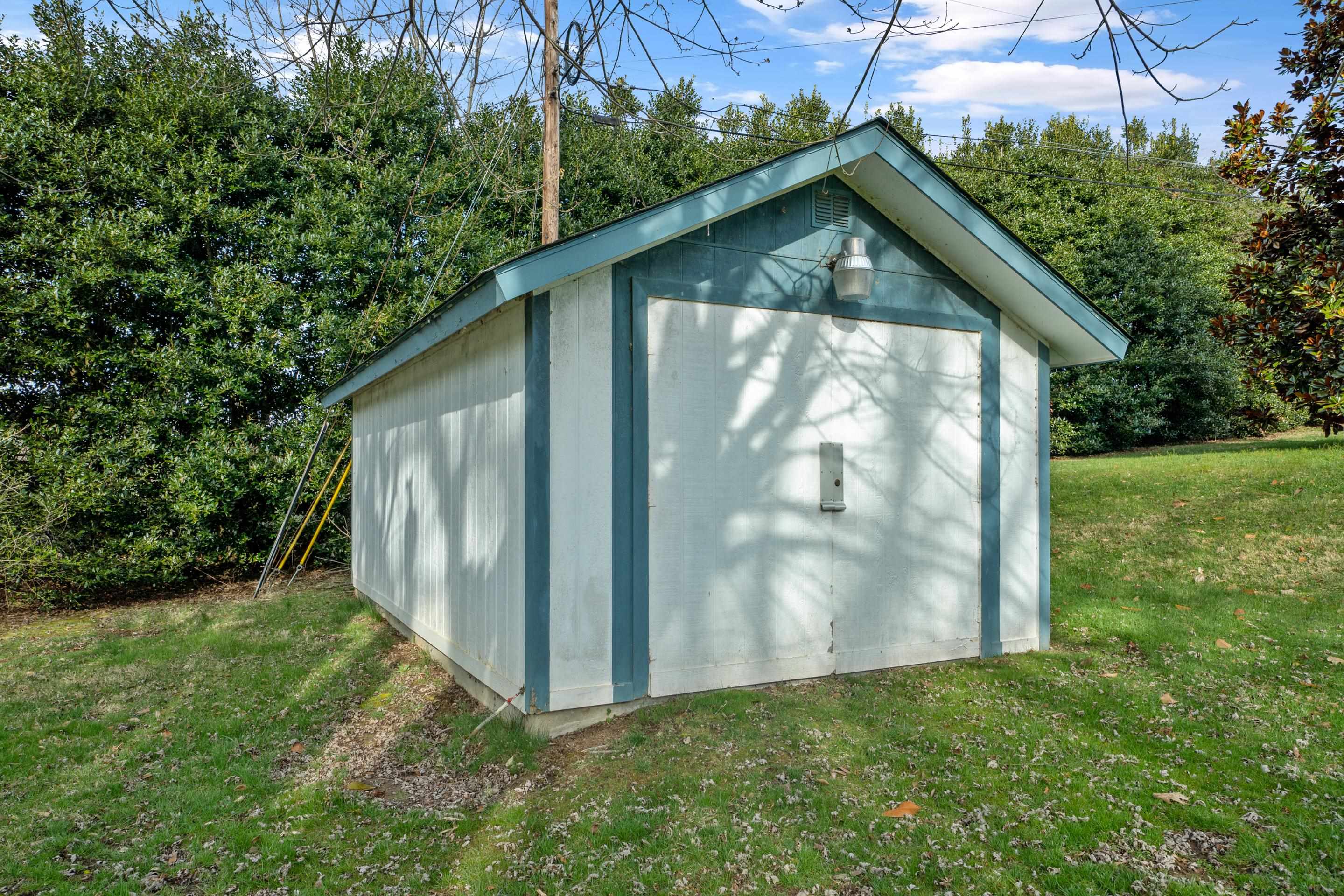 135 Jade Drive Radford VA 24141