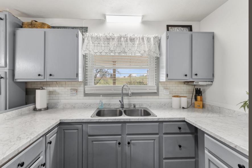 707 Gardner Road Barren Springs VA 24313