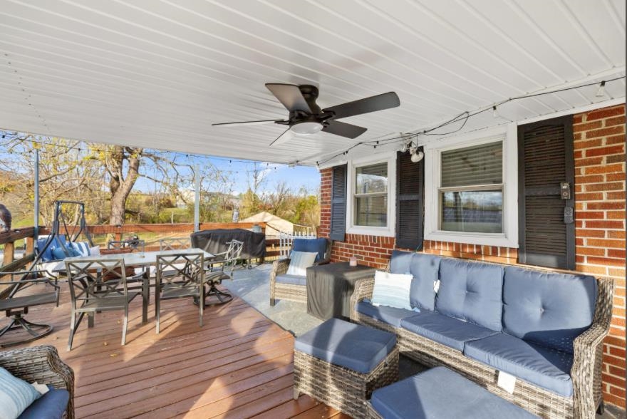 707 Gardner Road Barren Springs VA 24313