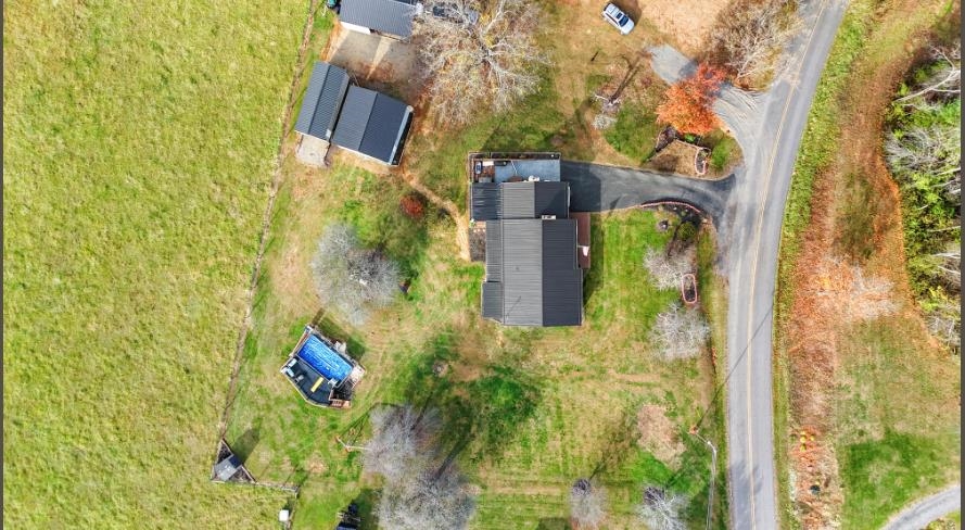 707 Gardner Road Barren Springs VA 24313