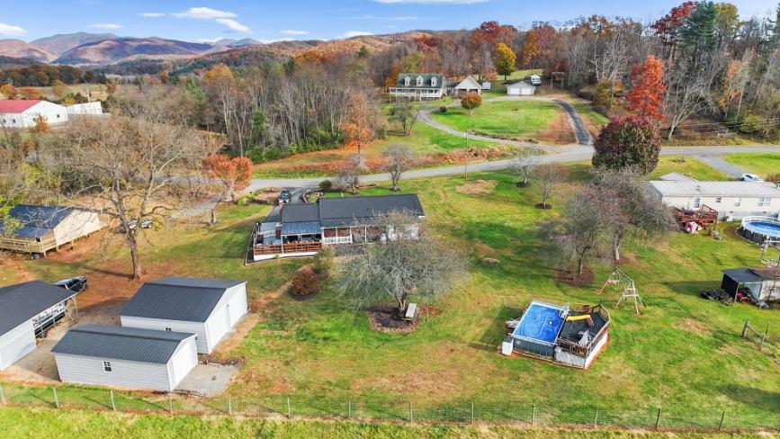 707 Gardner Road Barren Springs VA 24313