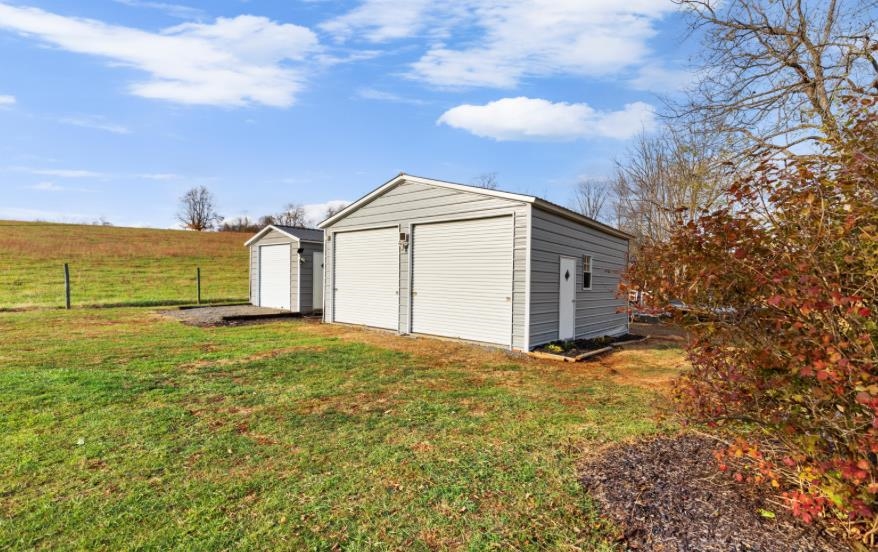 707 Gardner Road Barren Springs VA 24313