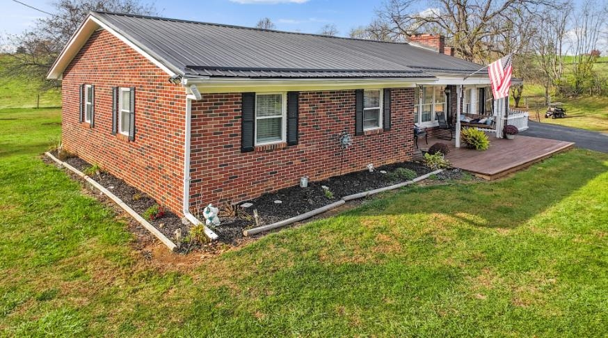 707 Gardner Road Barren Springs VA 24313