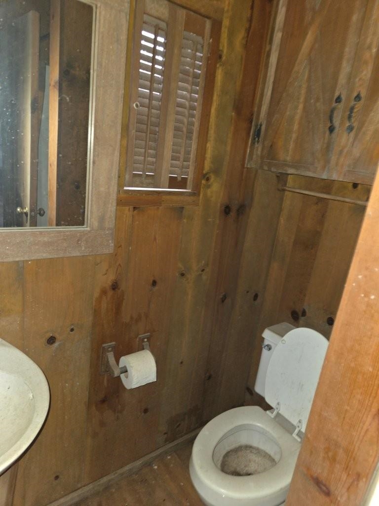 934 Commander Drive Roanoke VA 24019