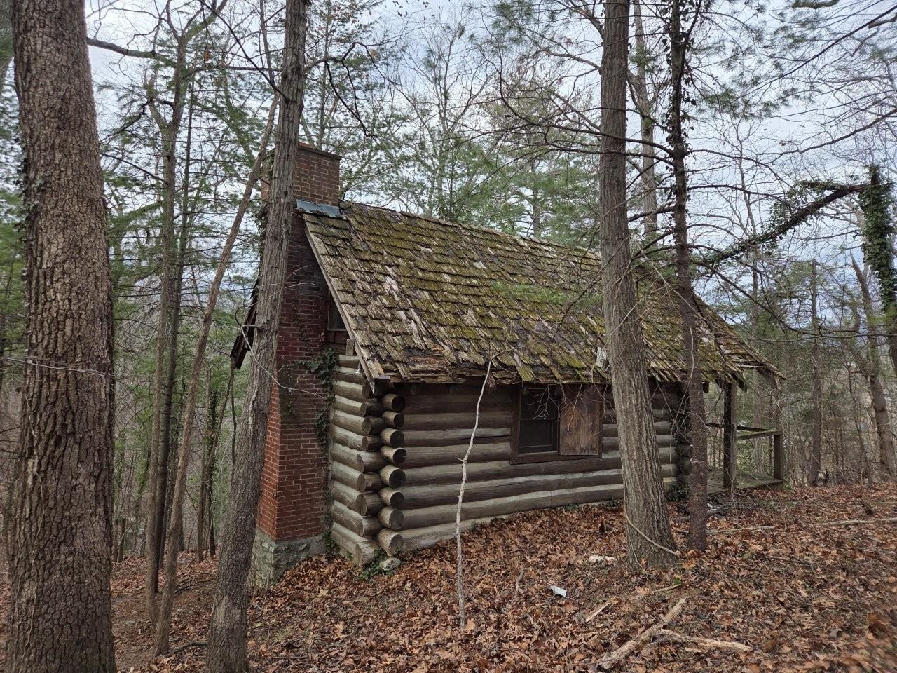 934 Commander Drive Roanoke VA 24019