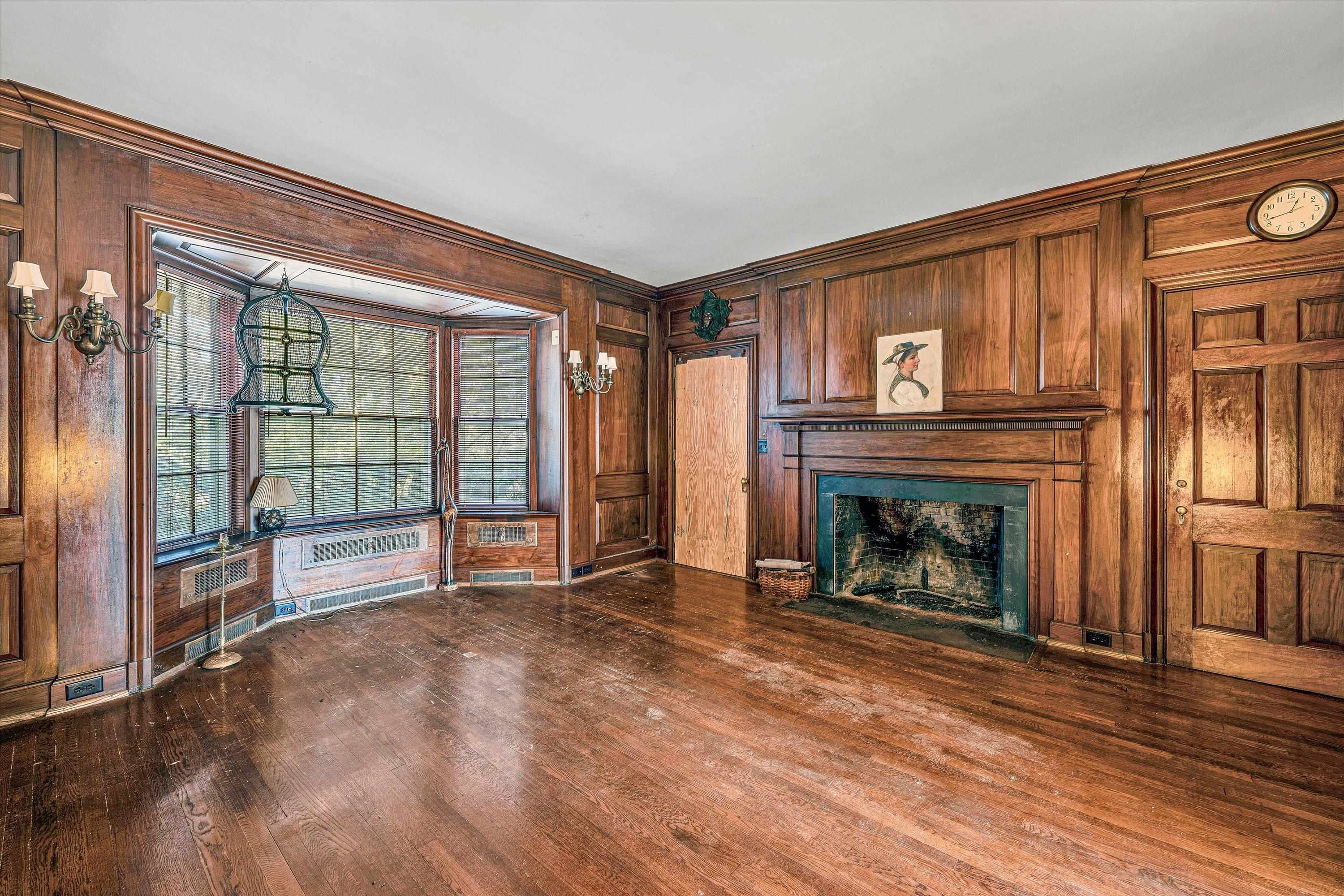 934 Commander Drive Roanoke VA 24019