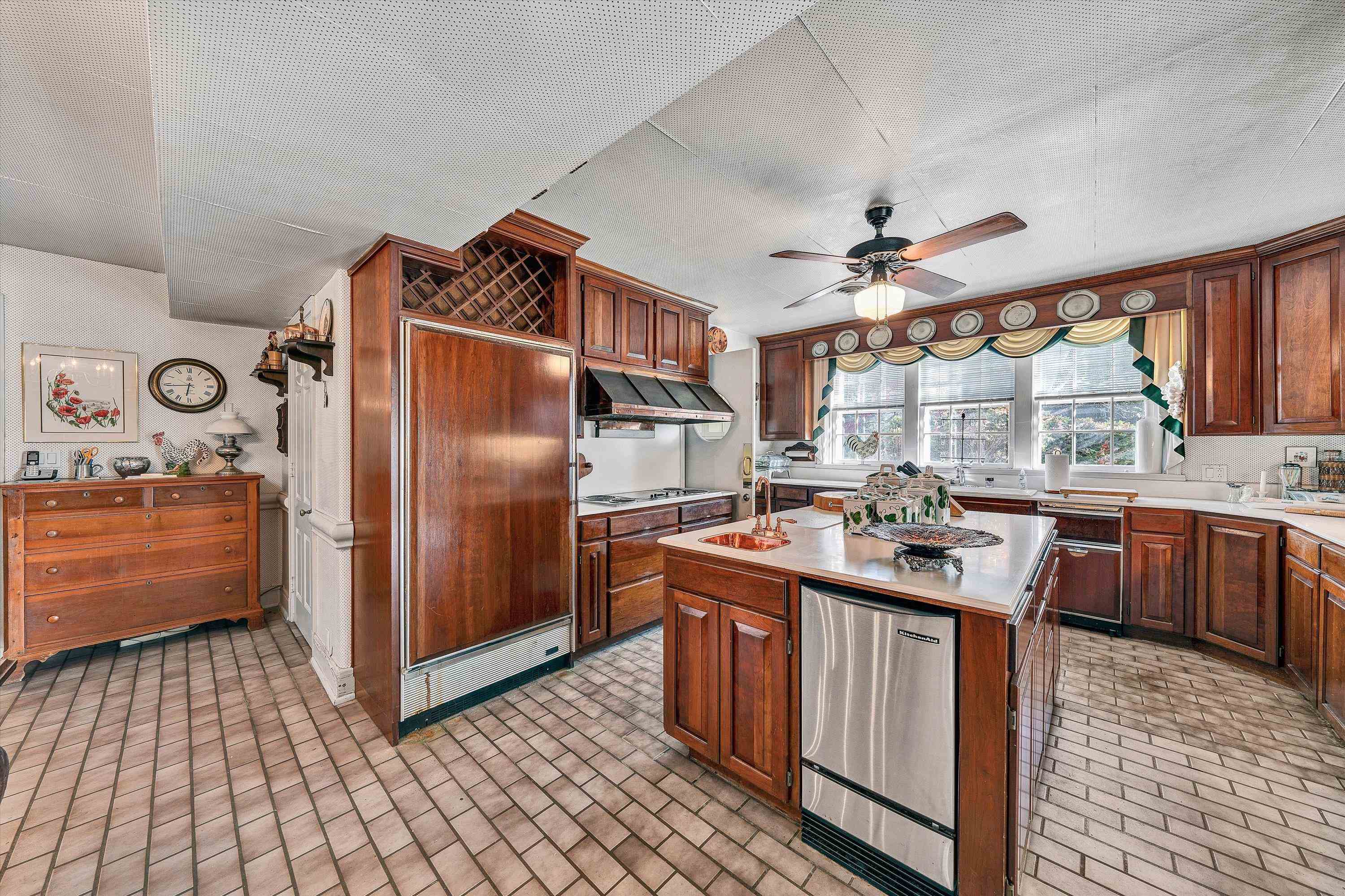 934 Commander Drive Roanoke VA 24019