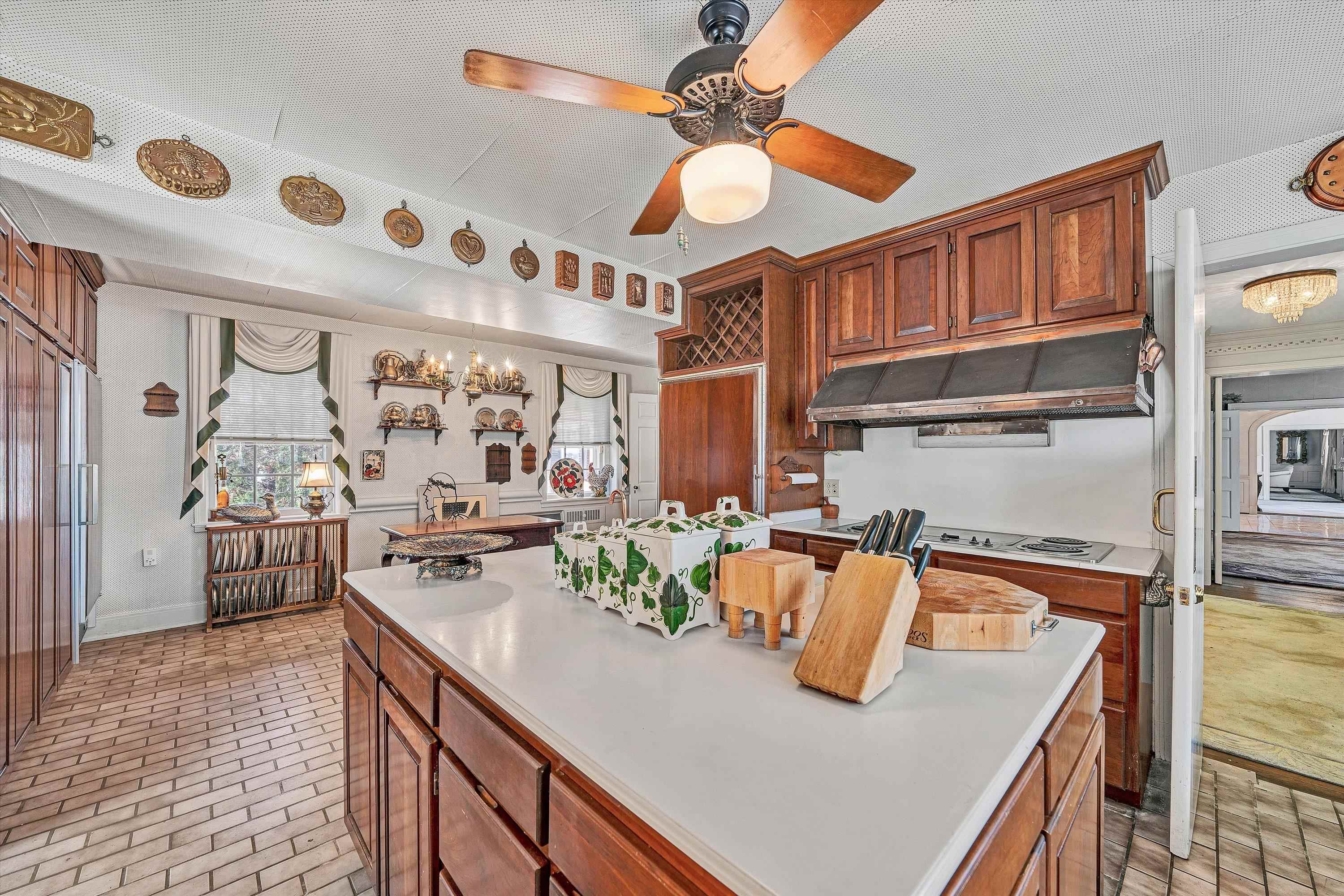 934 Commander Drive Roanoke VA 24019