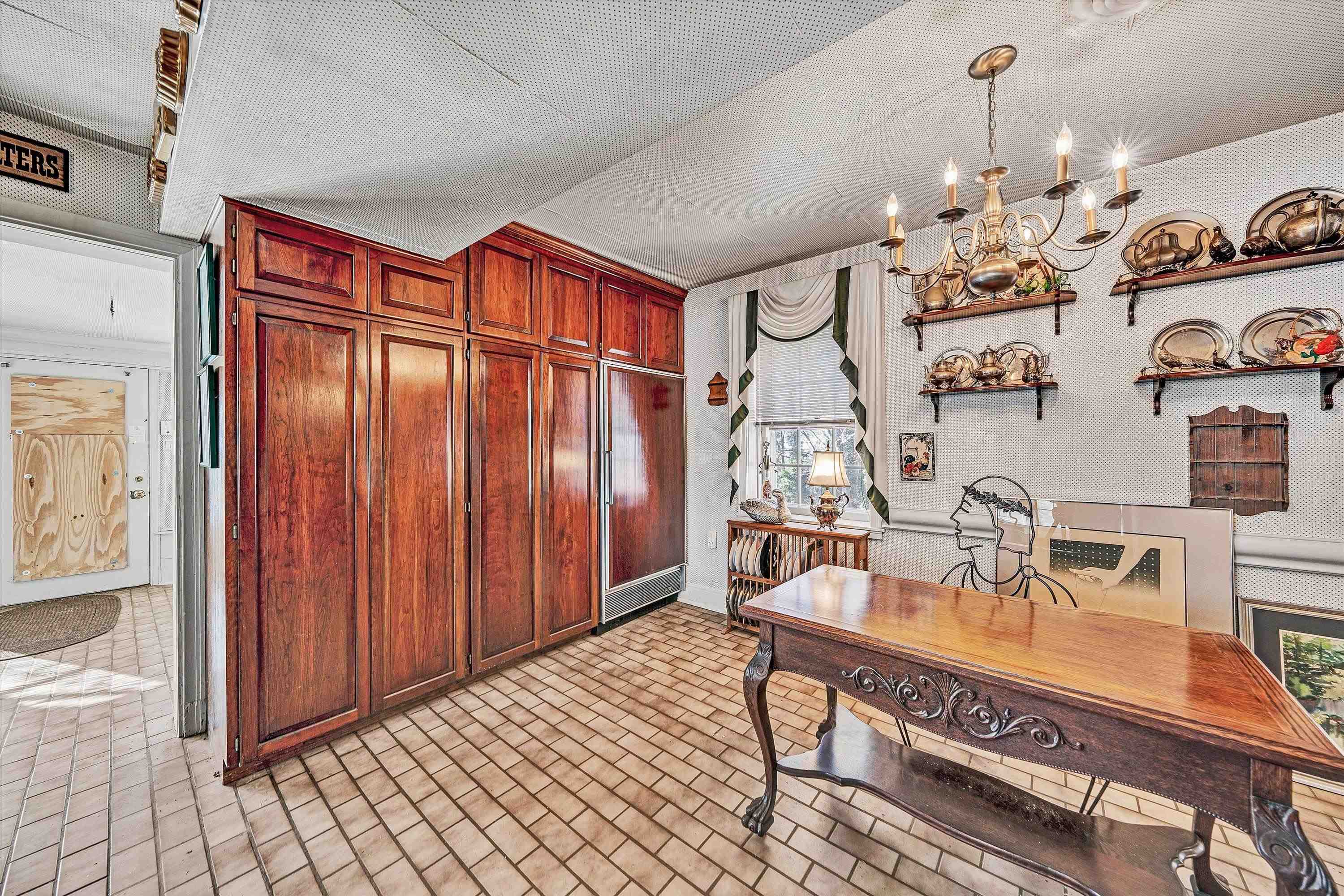 934 Commander Drive Roanoke VA 24019