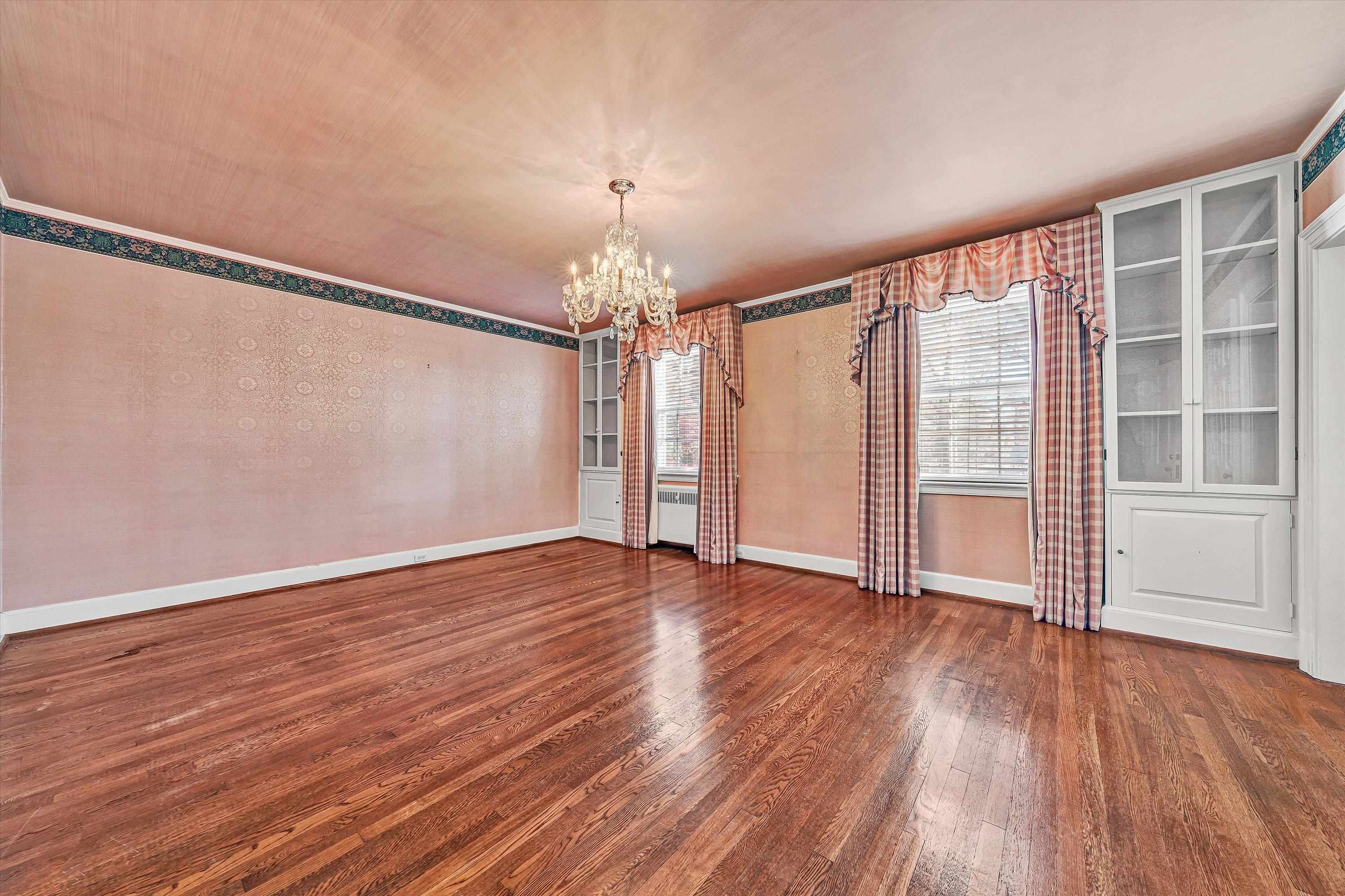 934 Commander Drive Roanoke VA 24019