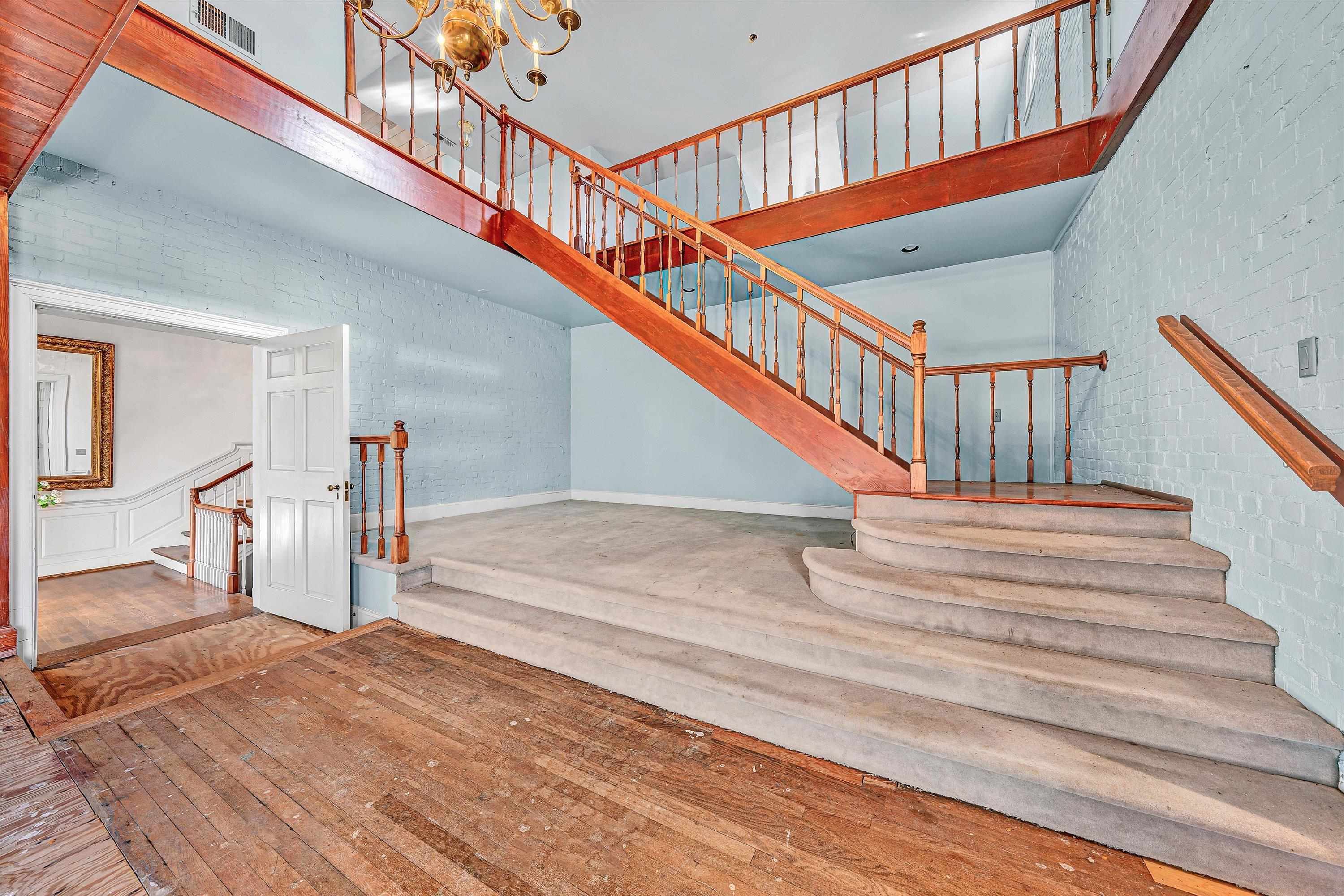 934 Commander Drive Roanoke VA 24019