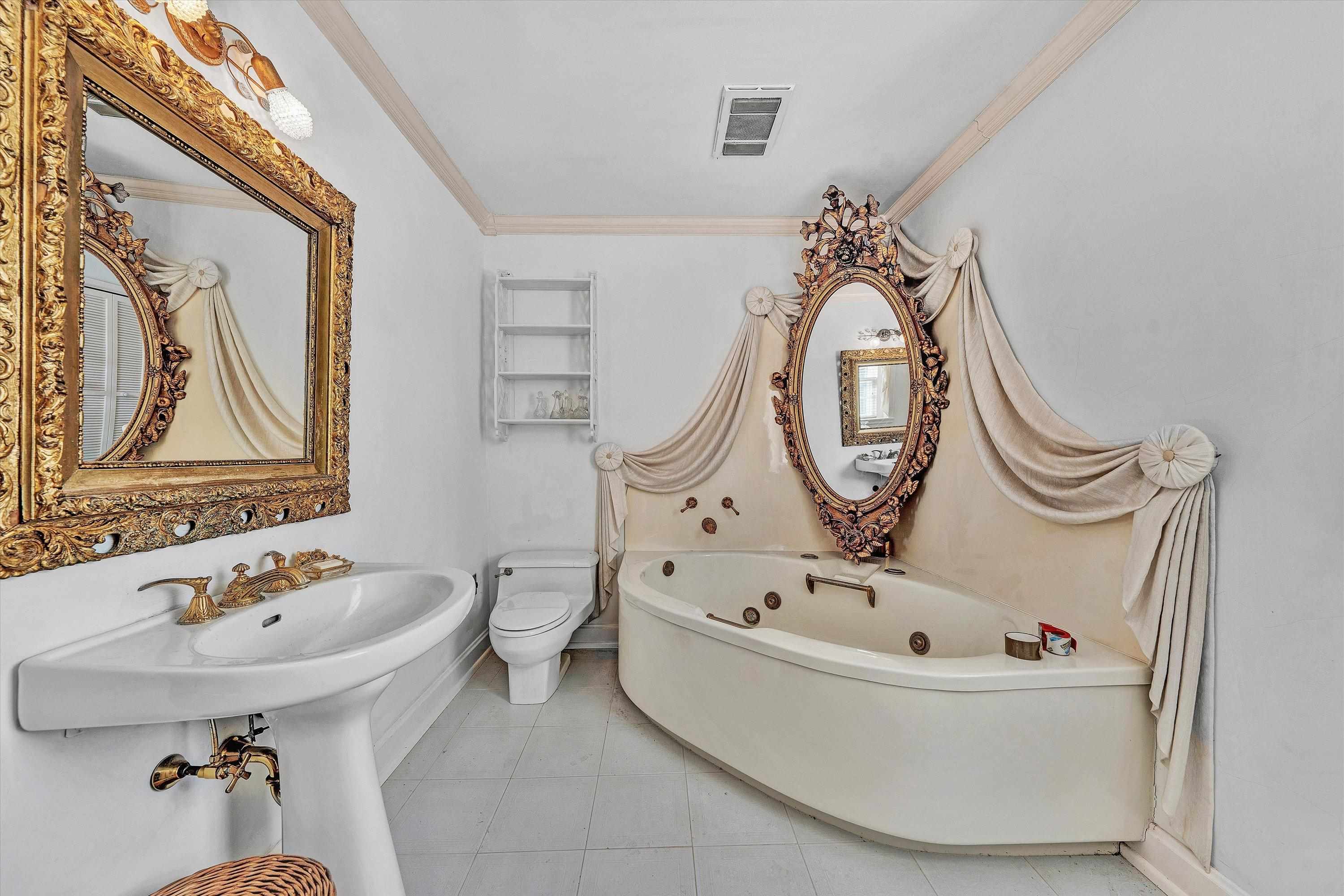 934 Commander Drive Roanoke VA 24019