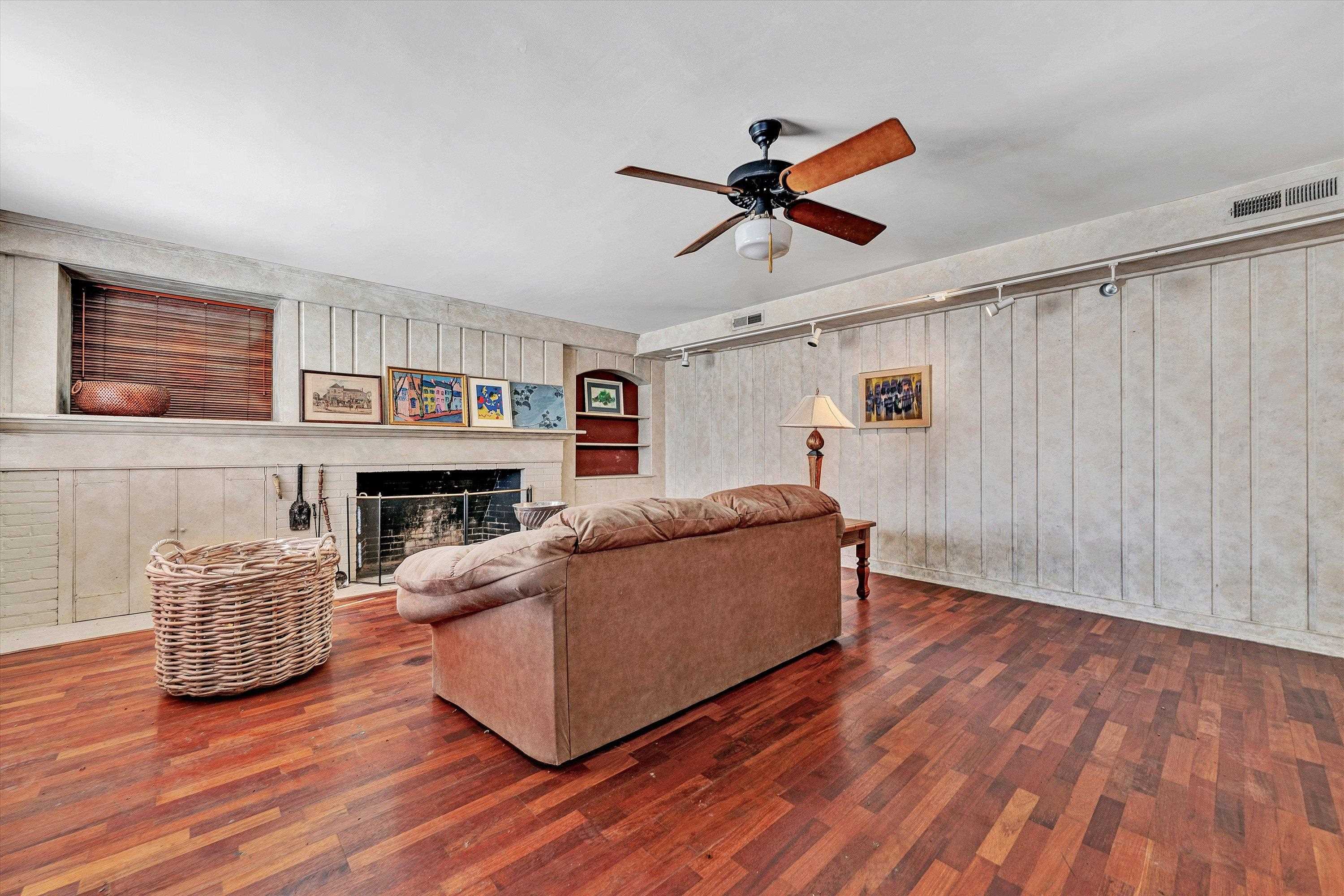 934 Commander Drive Roanoke VA 24019