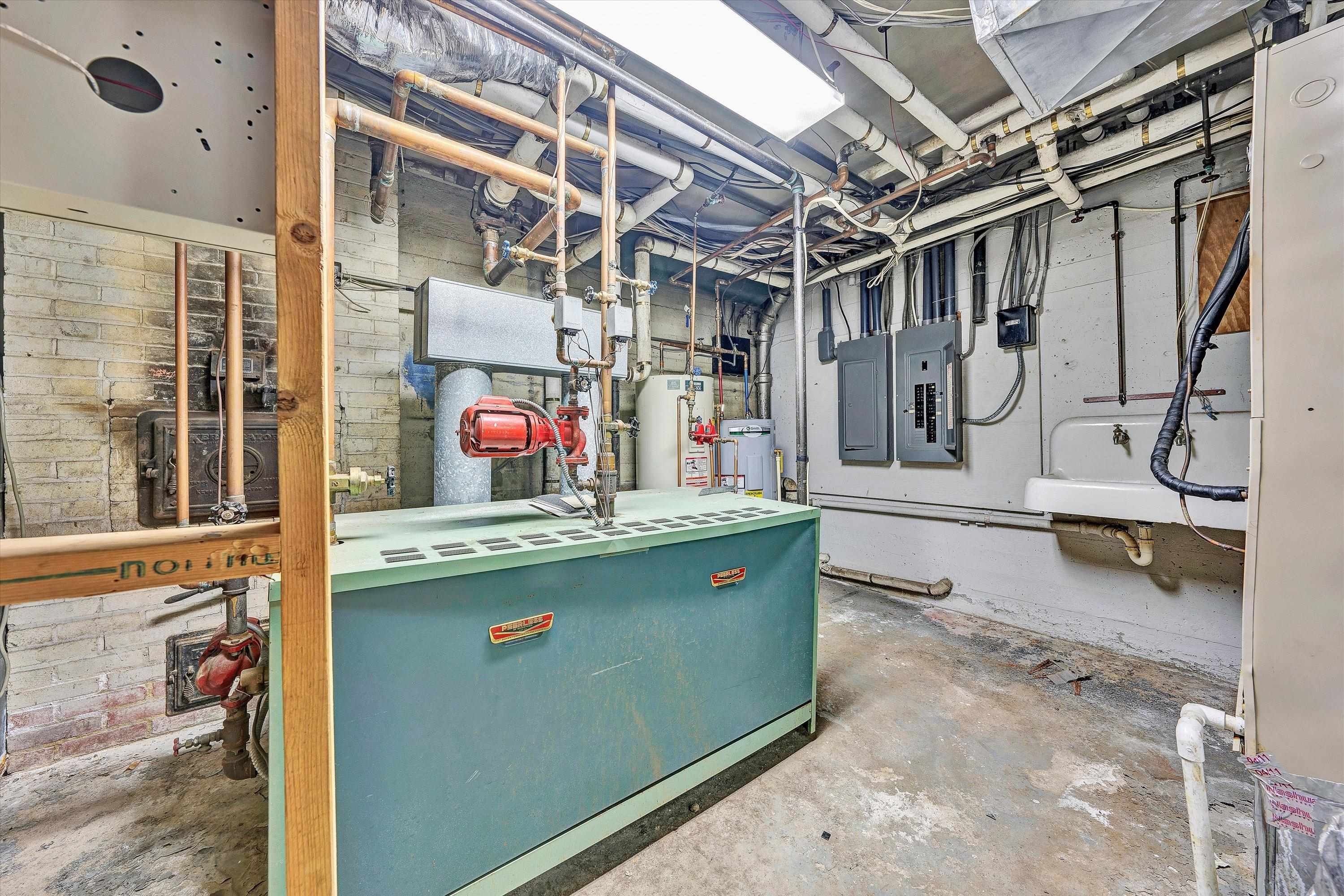 934 Commander Drive Roanoke VA 24019