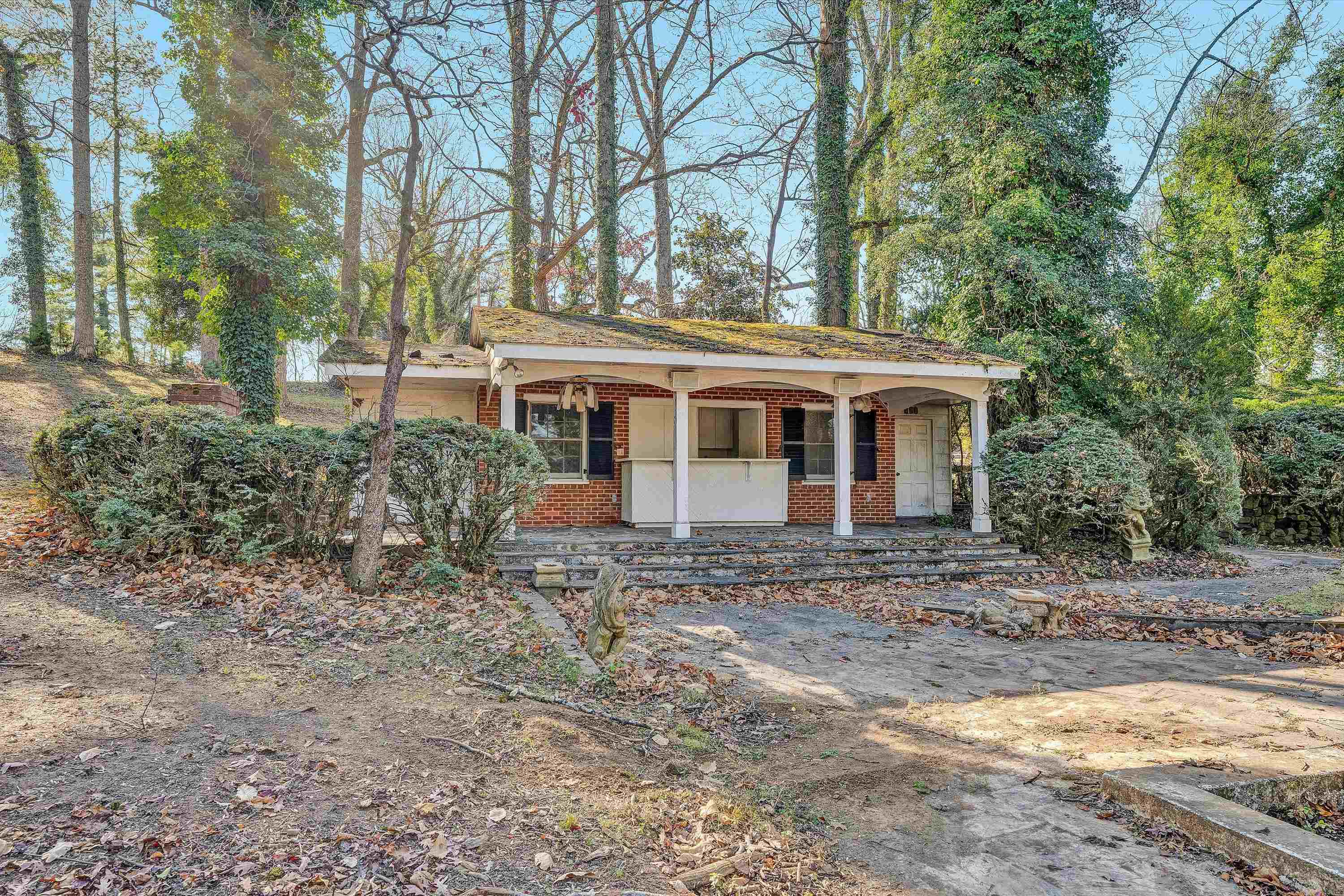 934 Commander Drive Roanoke VA 24019