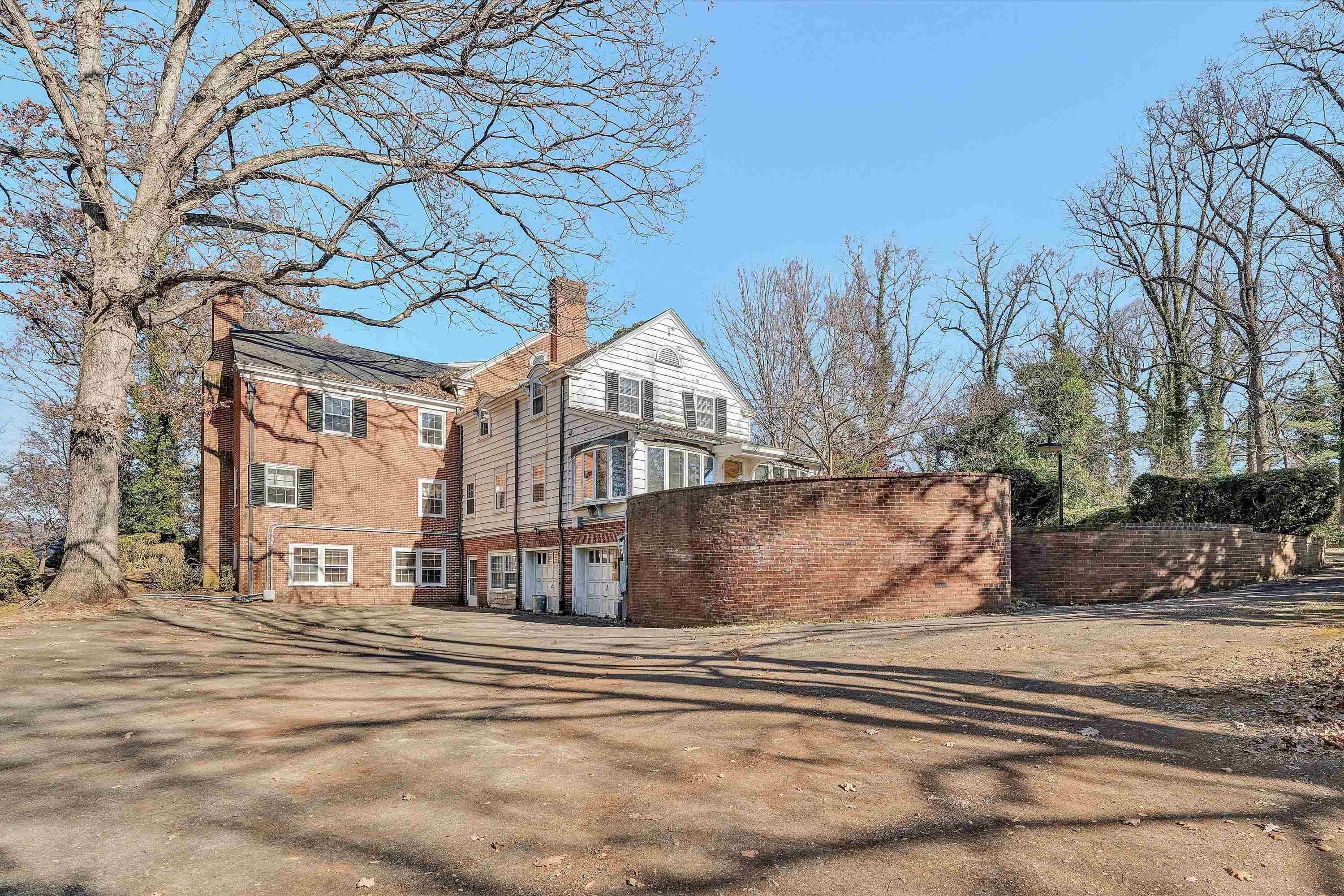 934 Commander Drive Roanoke VA 24019