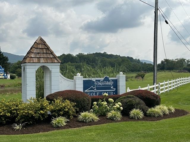 2728 Eagle Drive Draper VA 24324