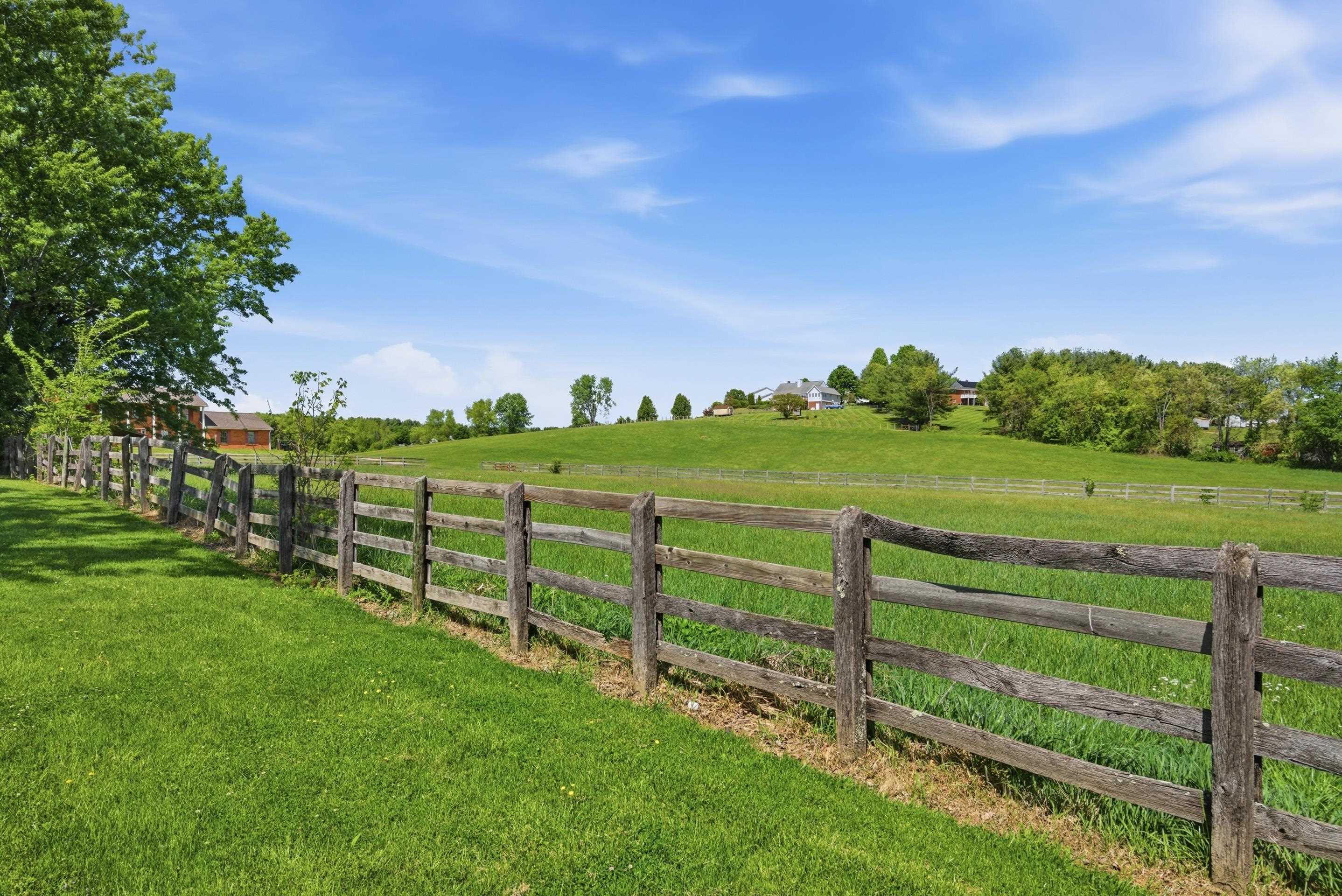 1834 Mud Pike Road Christiansburg VA 24073