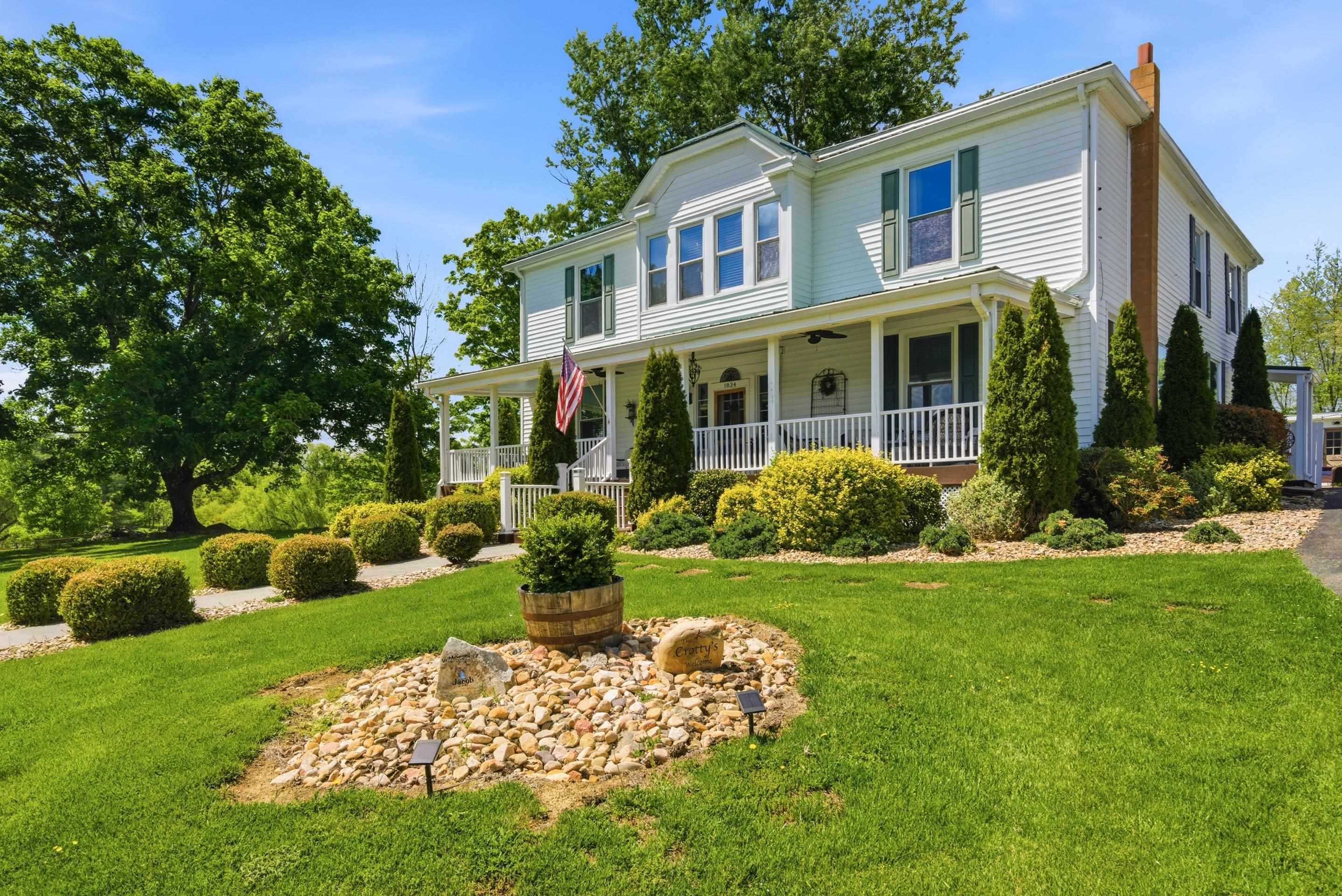 1834 Mud Pike Road Christiansburg VA 24073