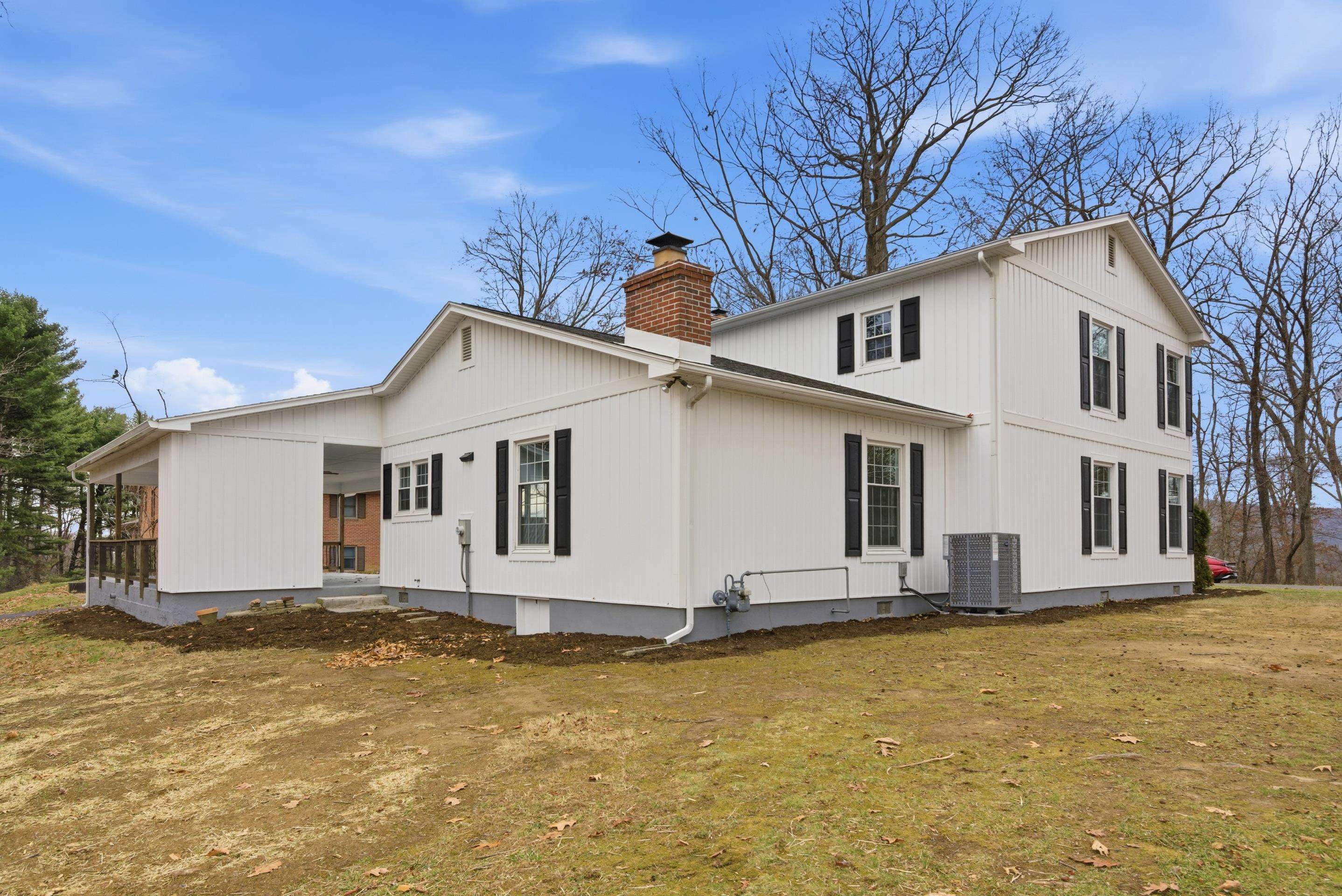 100 Sherwood None E Wytheville VA 24382