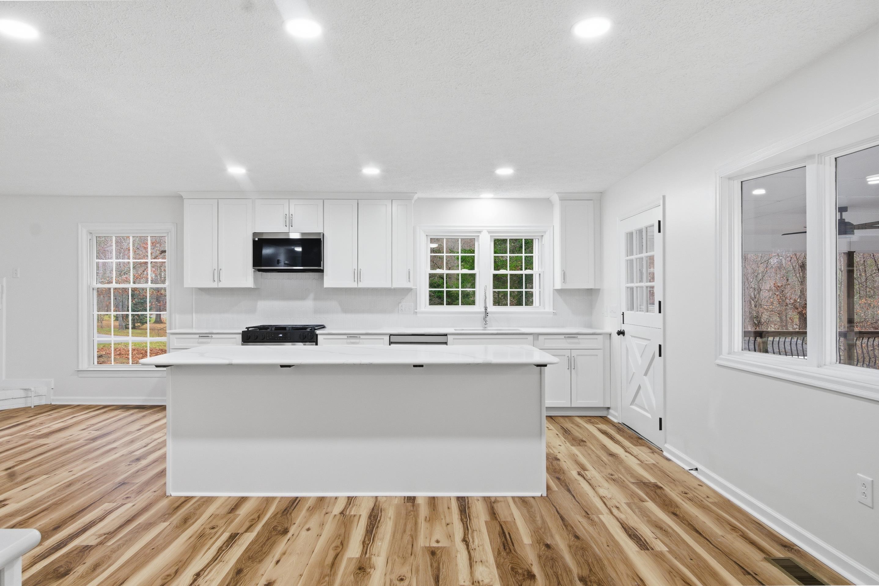 100 Sherwood None E Wytheville VA 24382