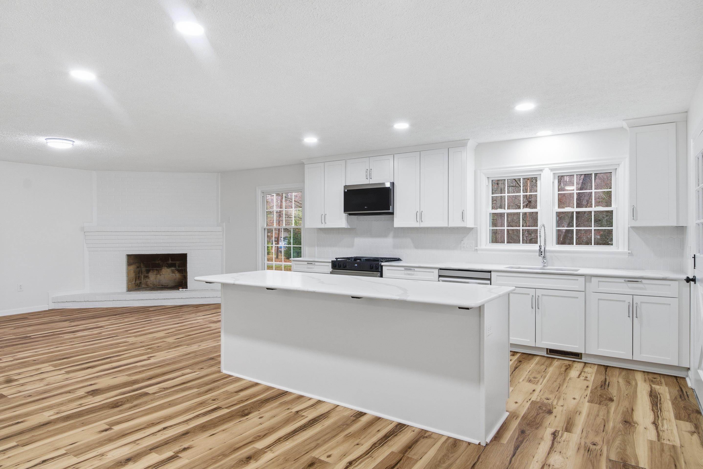100 Sherwood None E Wytheville VA 24382