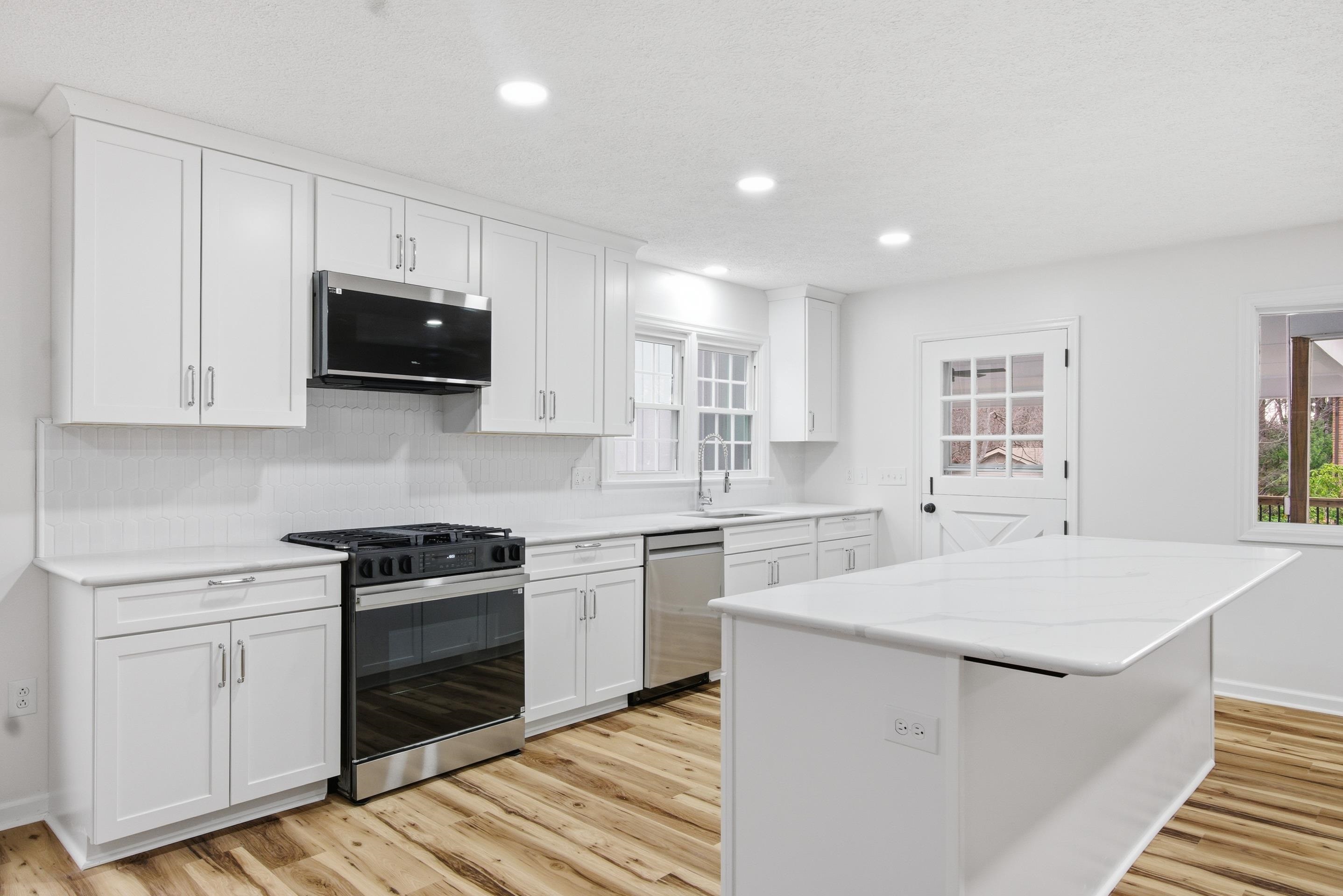 100 Sherwood None E Wytheville VA 24382
