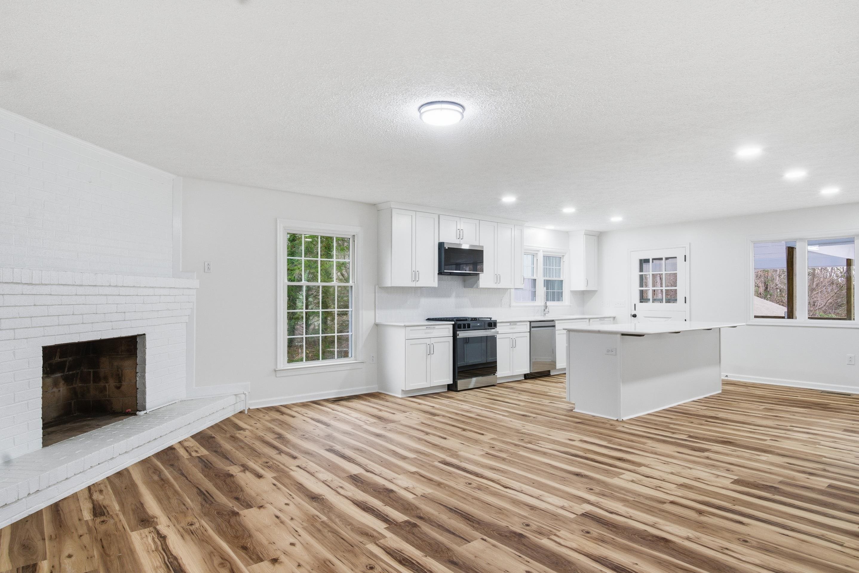 100 Sherwood None E Wytheville VA 24382