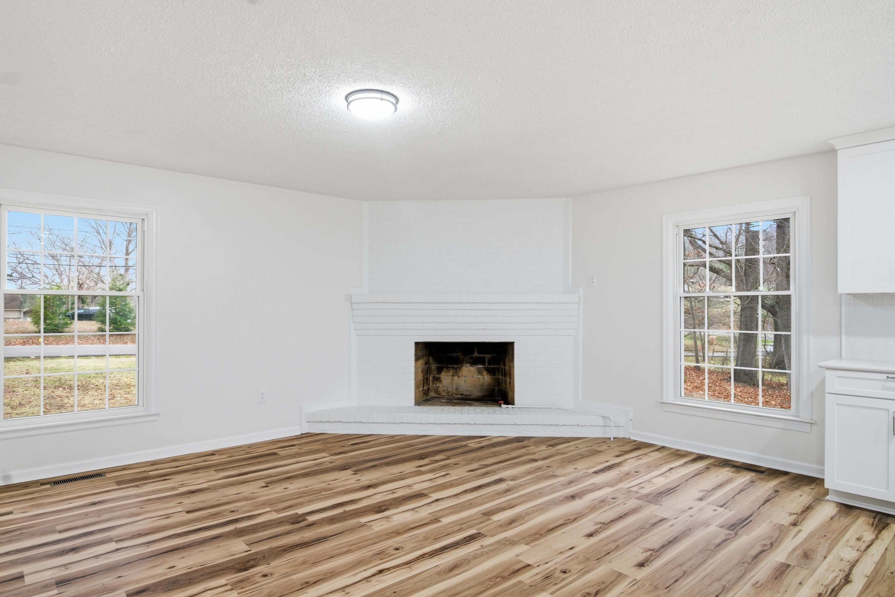 100 Sherwood None E Wytheville VA 24382
