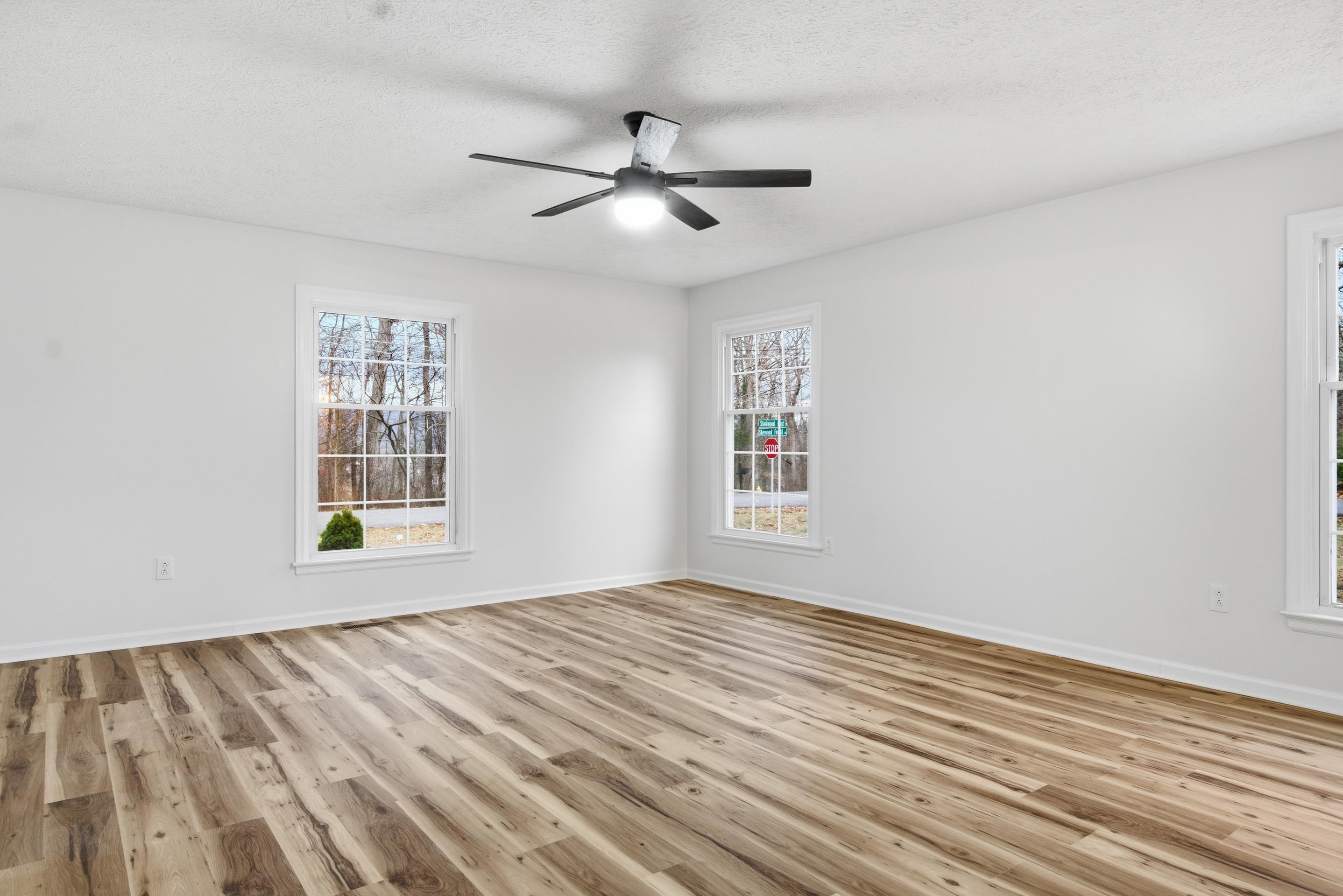 100 Sherwood None E Wytheville VA 24382