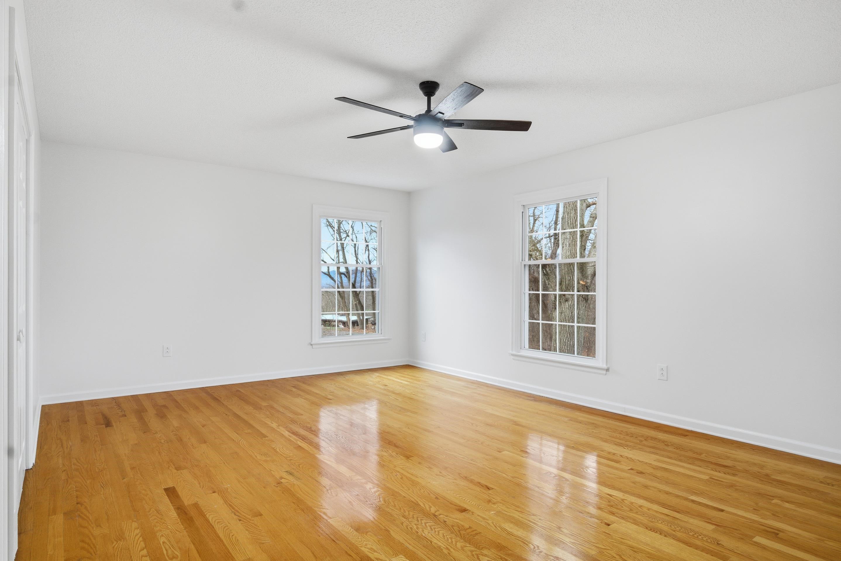 100 Sherwood None E Wytheville VA 24382