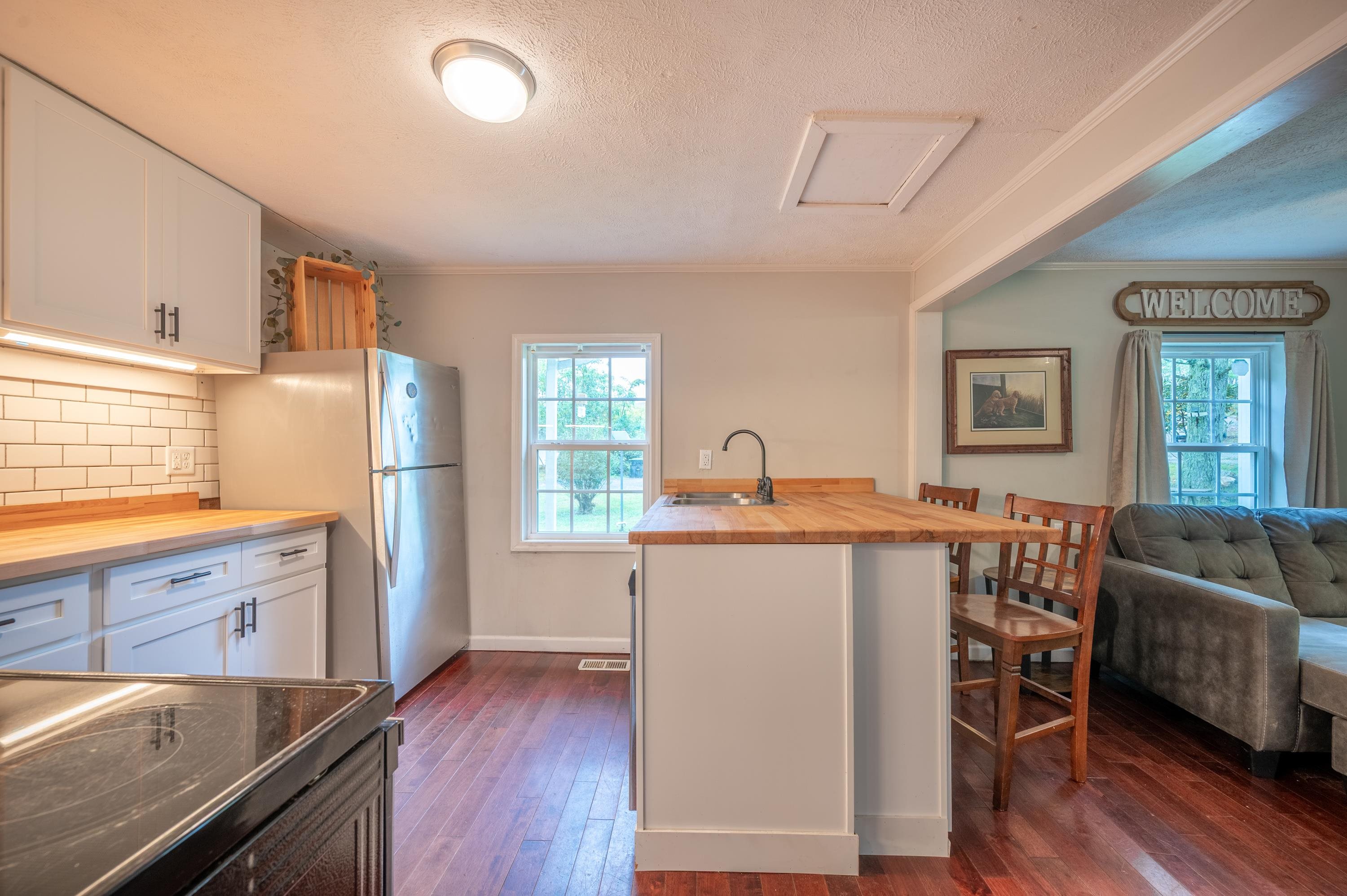 487 Dry Twig Road Laurel Fork VA 24352