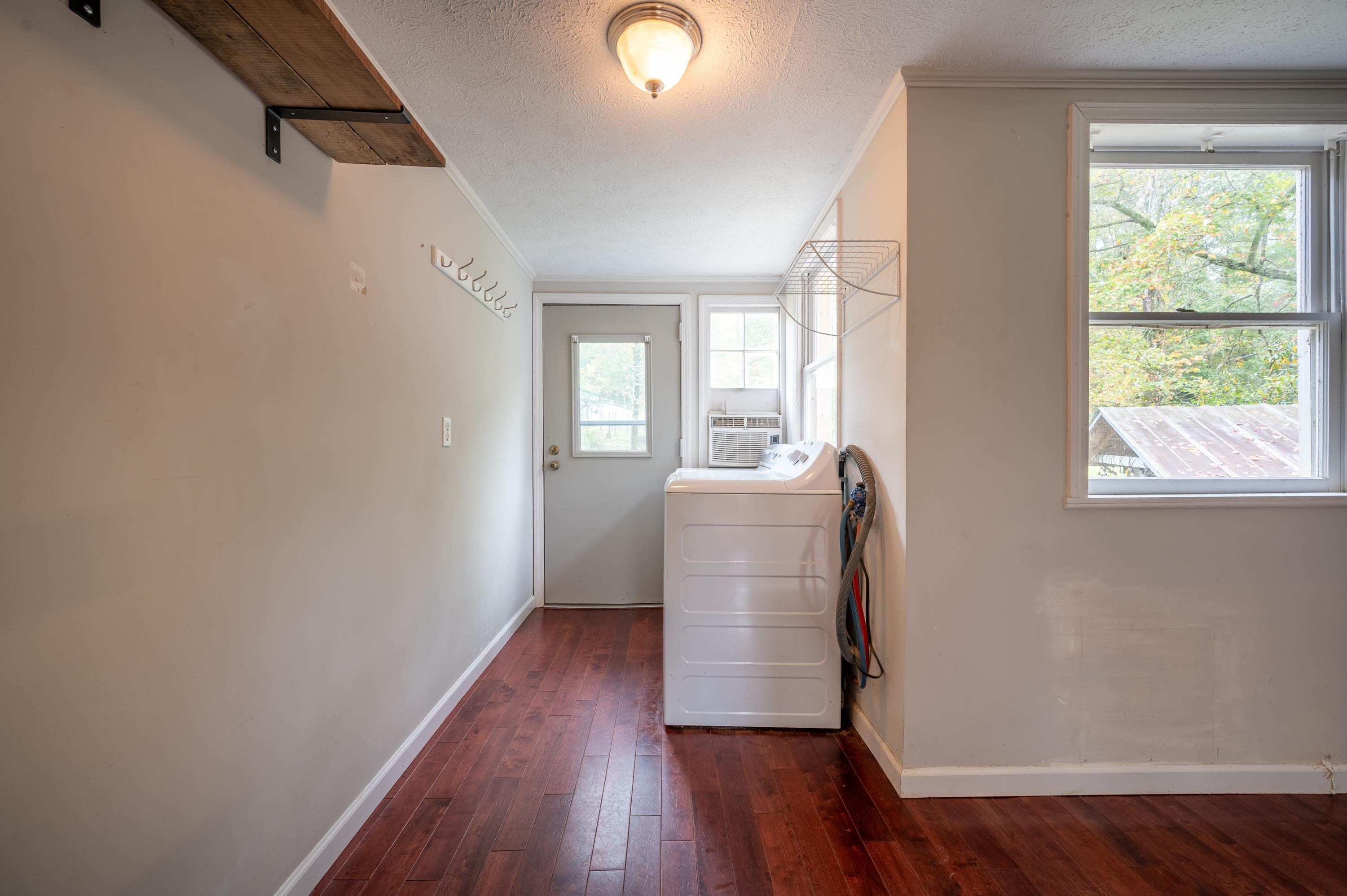 487 Dry Twig Road Laurel Fork VA 24352