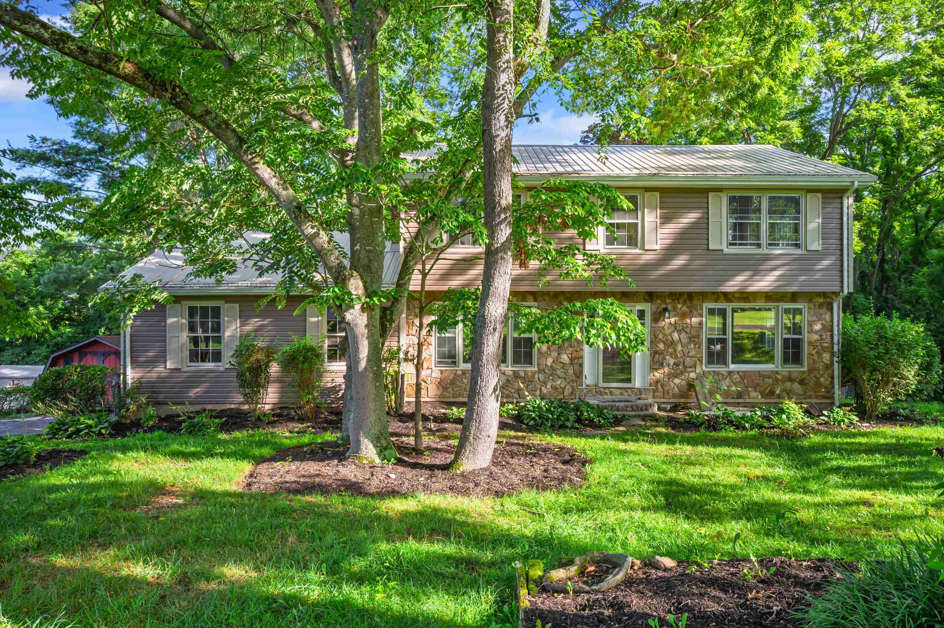 5625 Howell Drive Dublin VA 24084