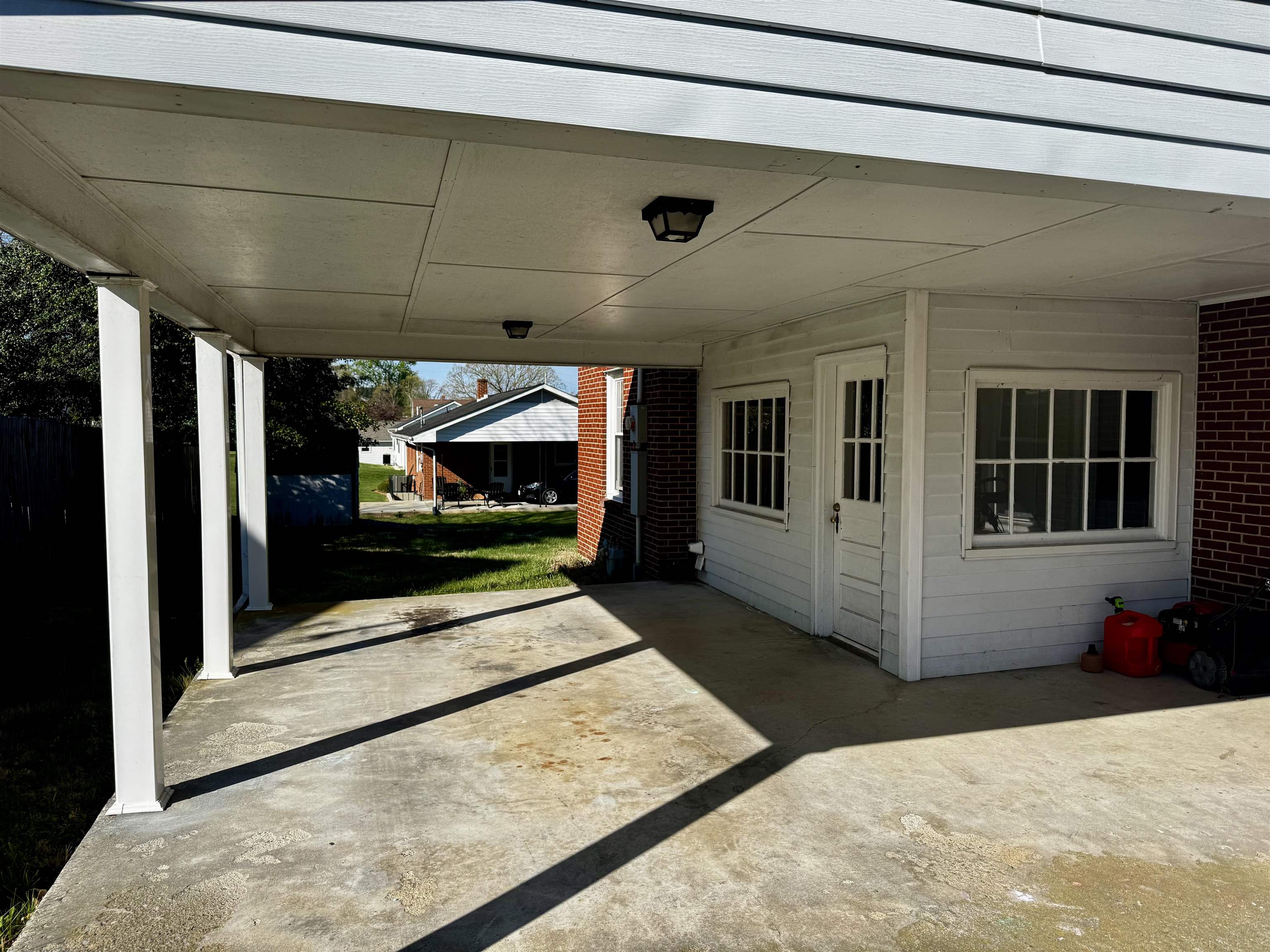 200 Taylor Street Radford VA 24141